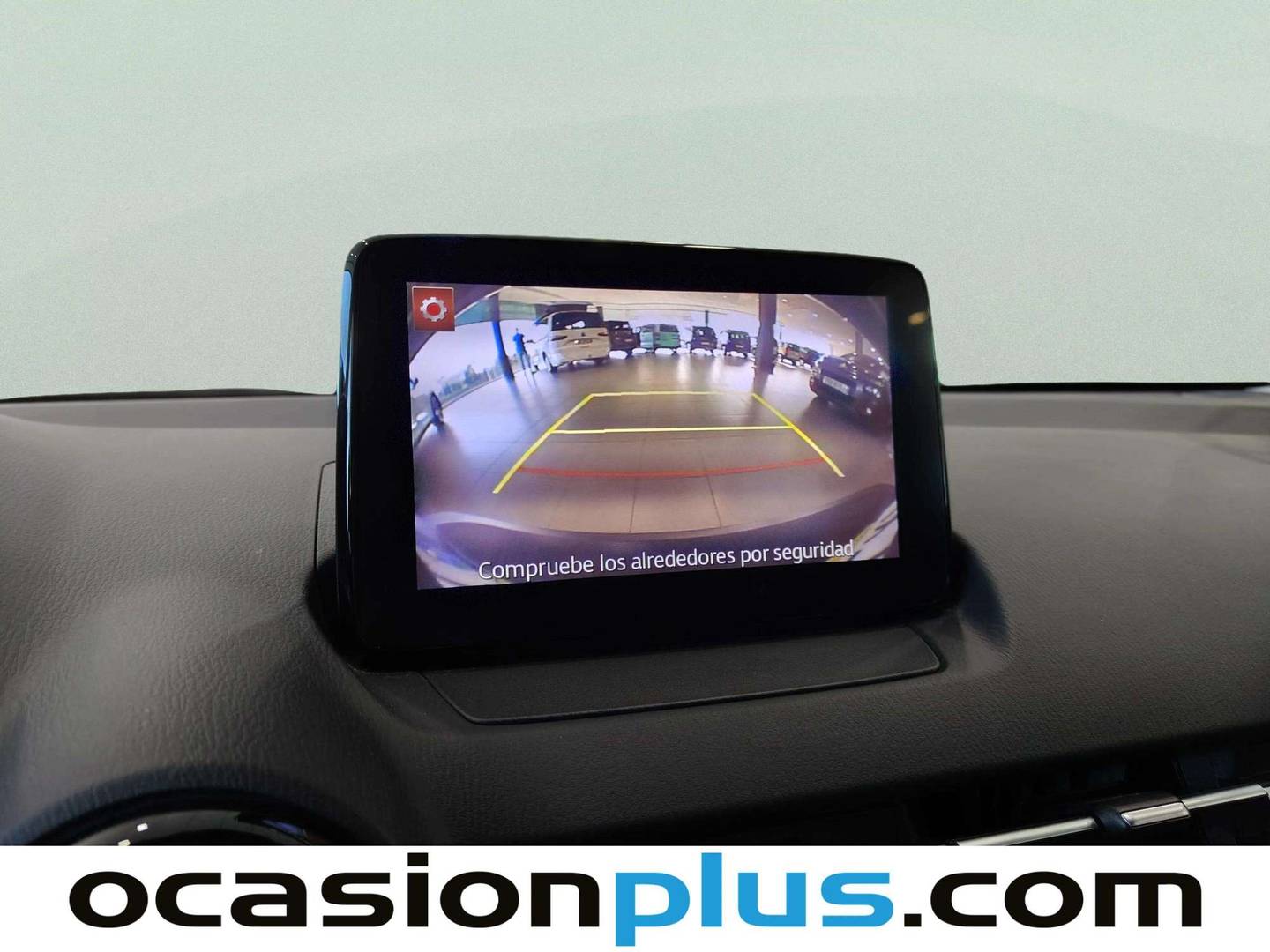 Equipamiento del Mazda CX-3 Mazda CX-3 2.0 G Zenith 2WD (121 CV)