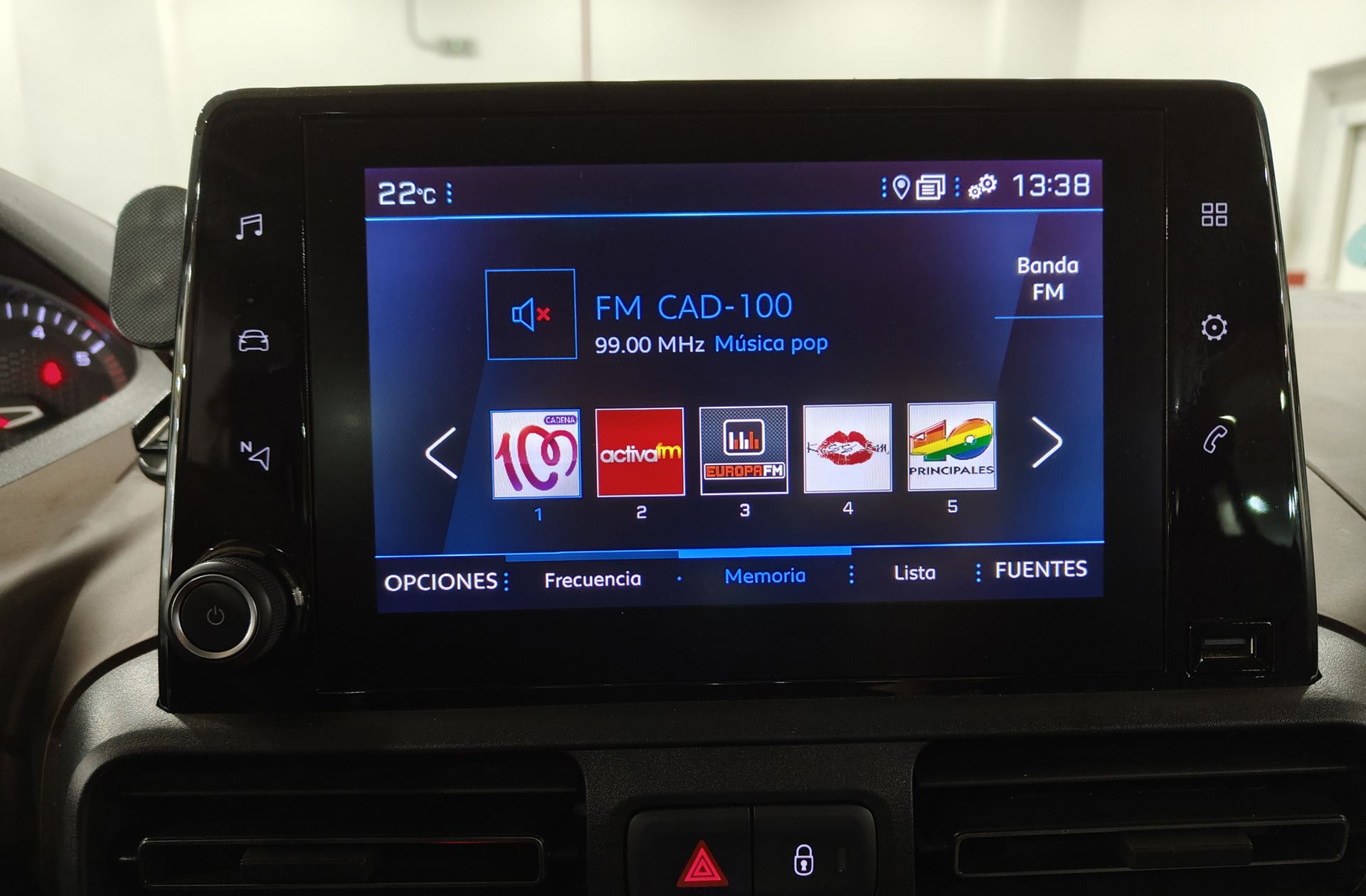 Peugeot Rifter BlueHDi 130 GT Line Standard EAT8 - foto 34