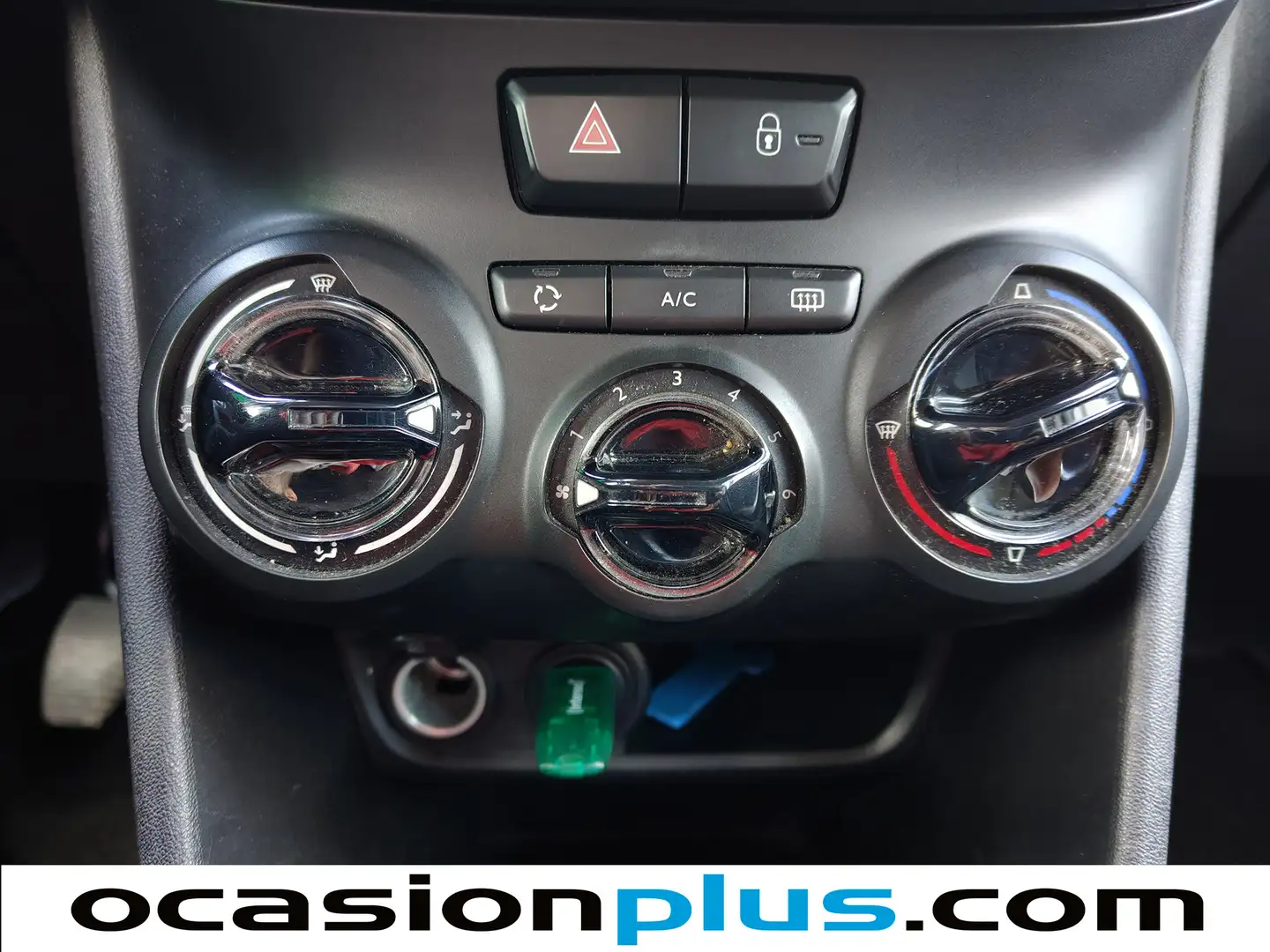 Foto Peugeot 2008 Peugeot 2008 BlueHDi 100 Style (100 CV)