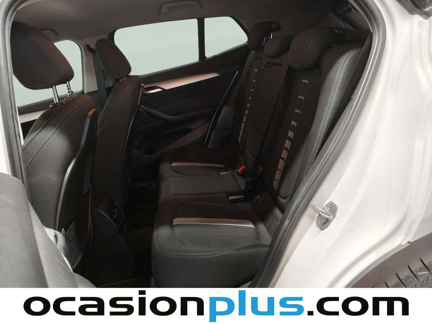 Foto asientos traseros BMW X2 BMW X2 sDrive18d Business (150 CV)