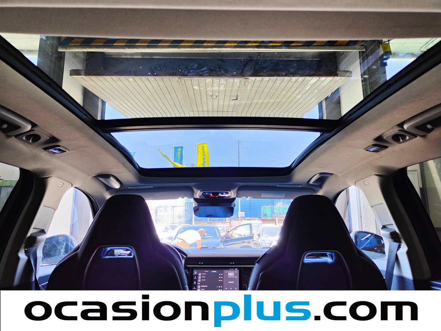 Extras y acabados del Lynk & Co 01 Lynk & Co 01 1.5 PHEV (261 CV)