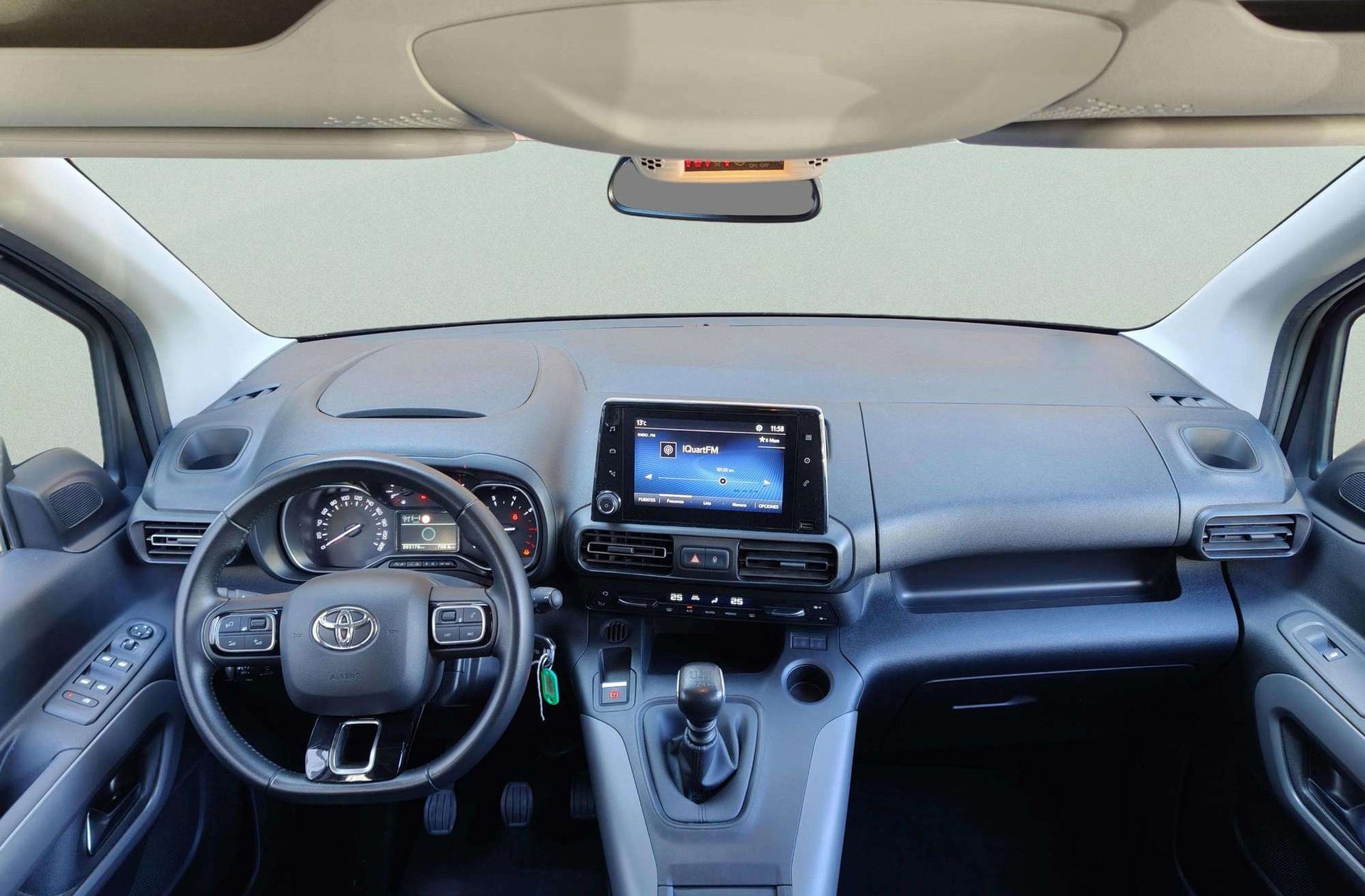 Toyota Proace City 1.2 Family Active L1 - foto 6