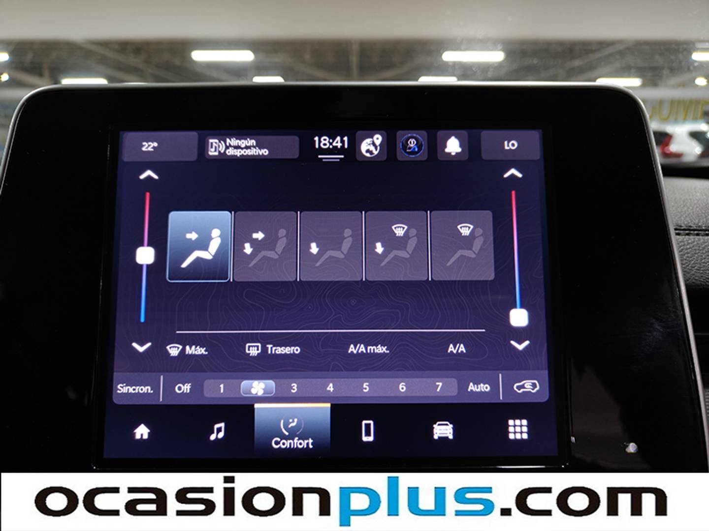 Foto Jeep Compass Jeep Compass 1.3 Gse Night Eagle FWD MT (130 CV)