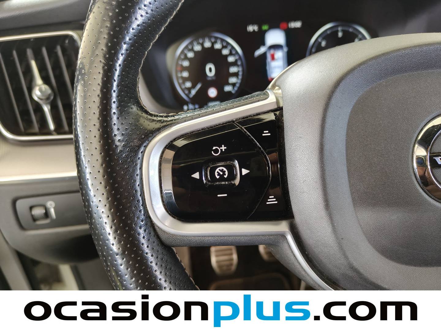 Foto Volvo XC60 Volvo XC60 D3 R-Design (150 CV)