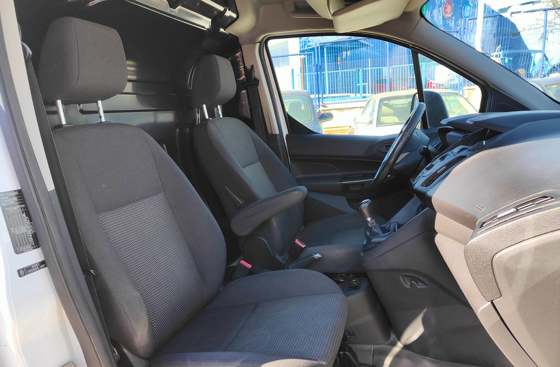 Ford Transit Connect 1.6 TDCi Ambiente 200 L1 - foto 13