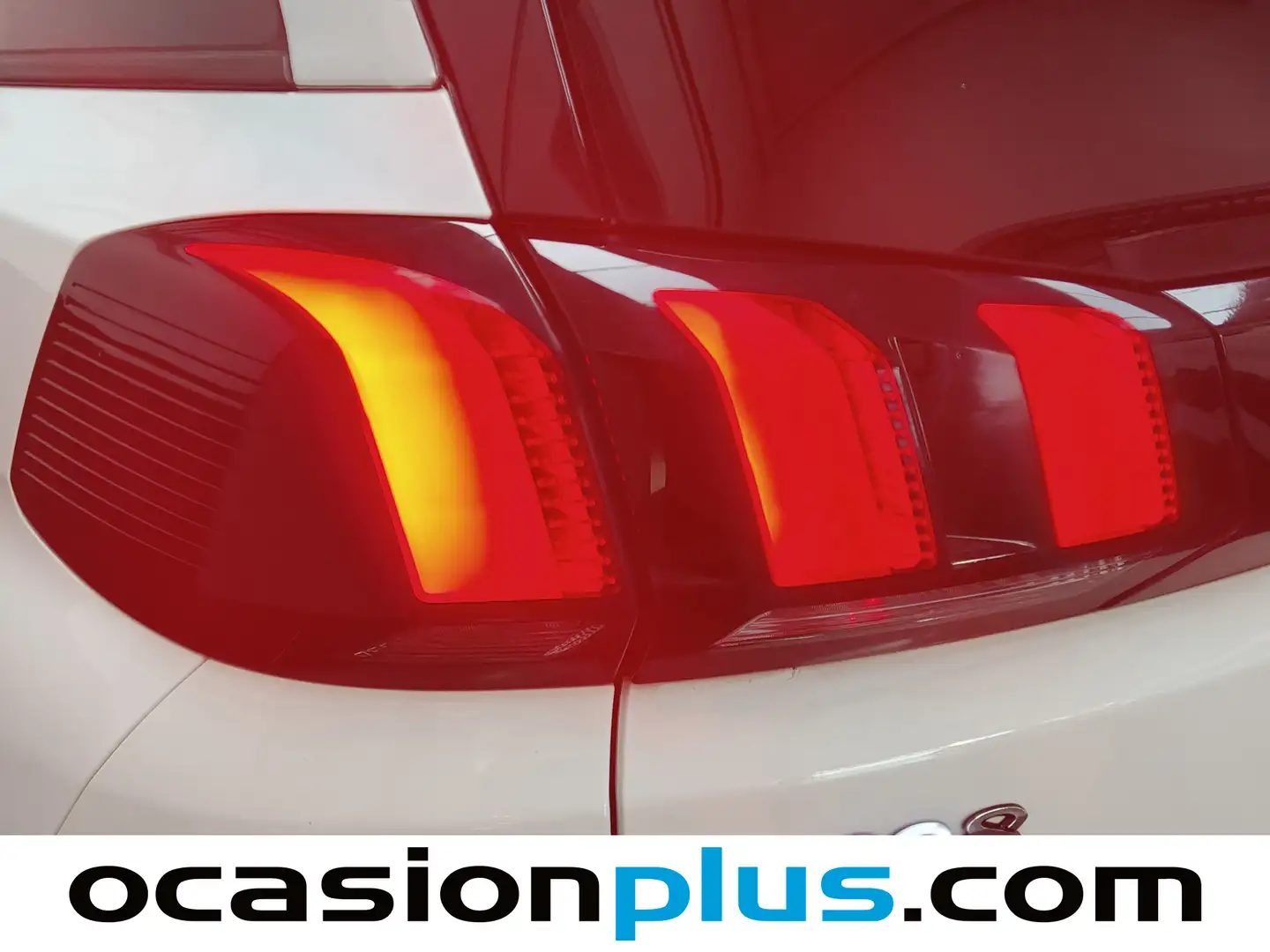 Foto Peugeot 5008 Peugeot 5008 BlueHDi 130 S&S Allure 96 kW (130 CV)