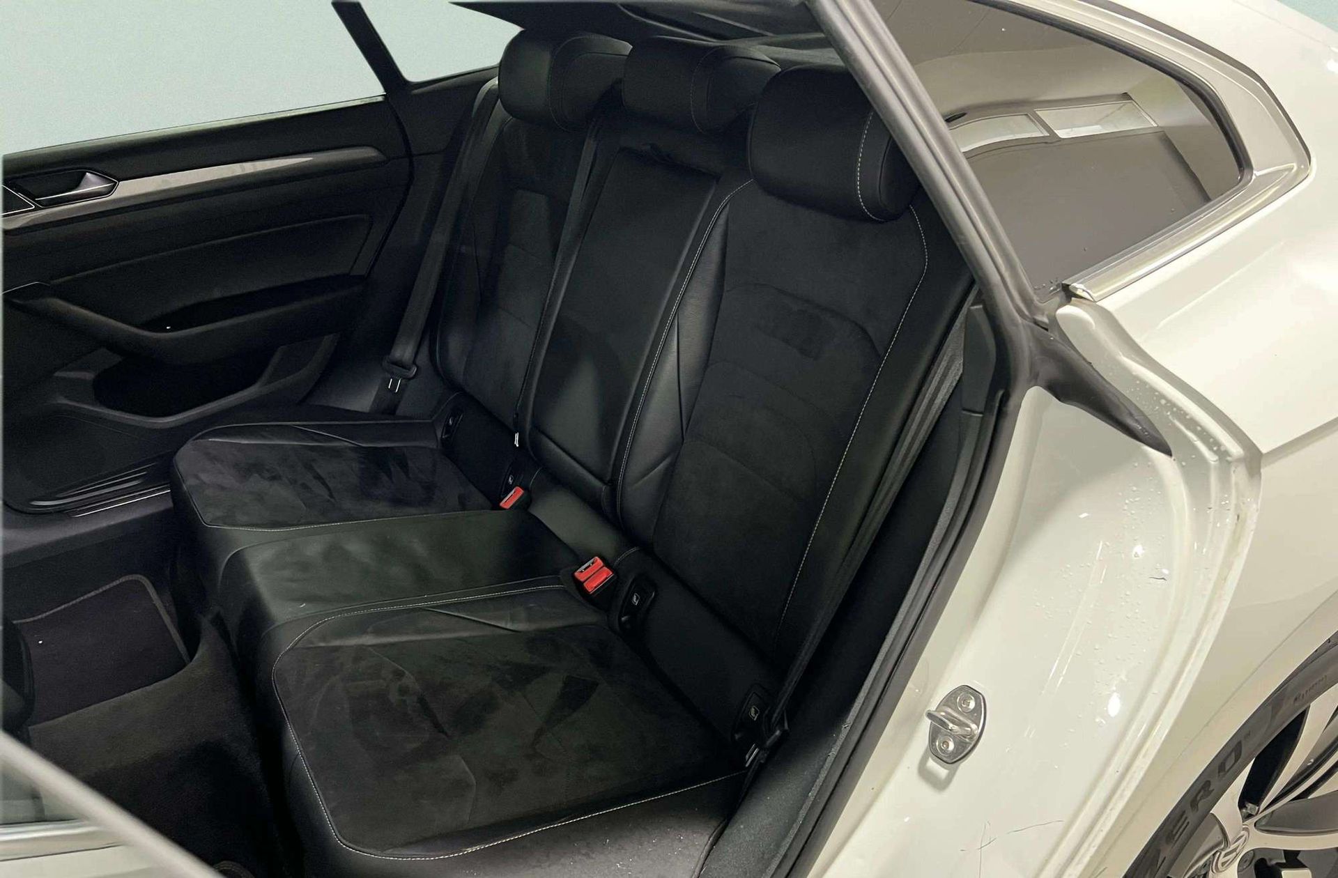 Volkswagen Arteon R-Line 2.0 TSI DSG - foto 16