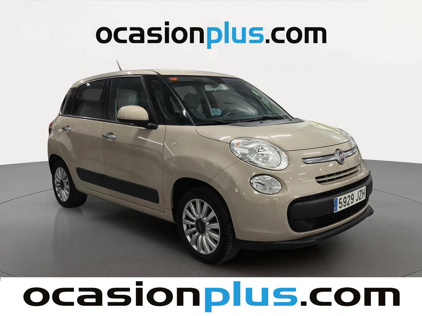 Foto delantera Fiat 500L Fiat 500L 1.4 Pop Star (95 CV) derecha