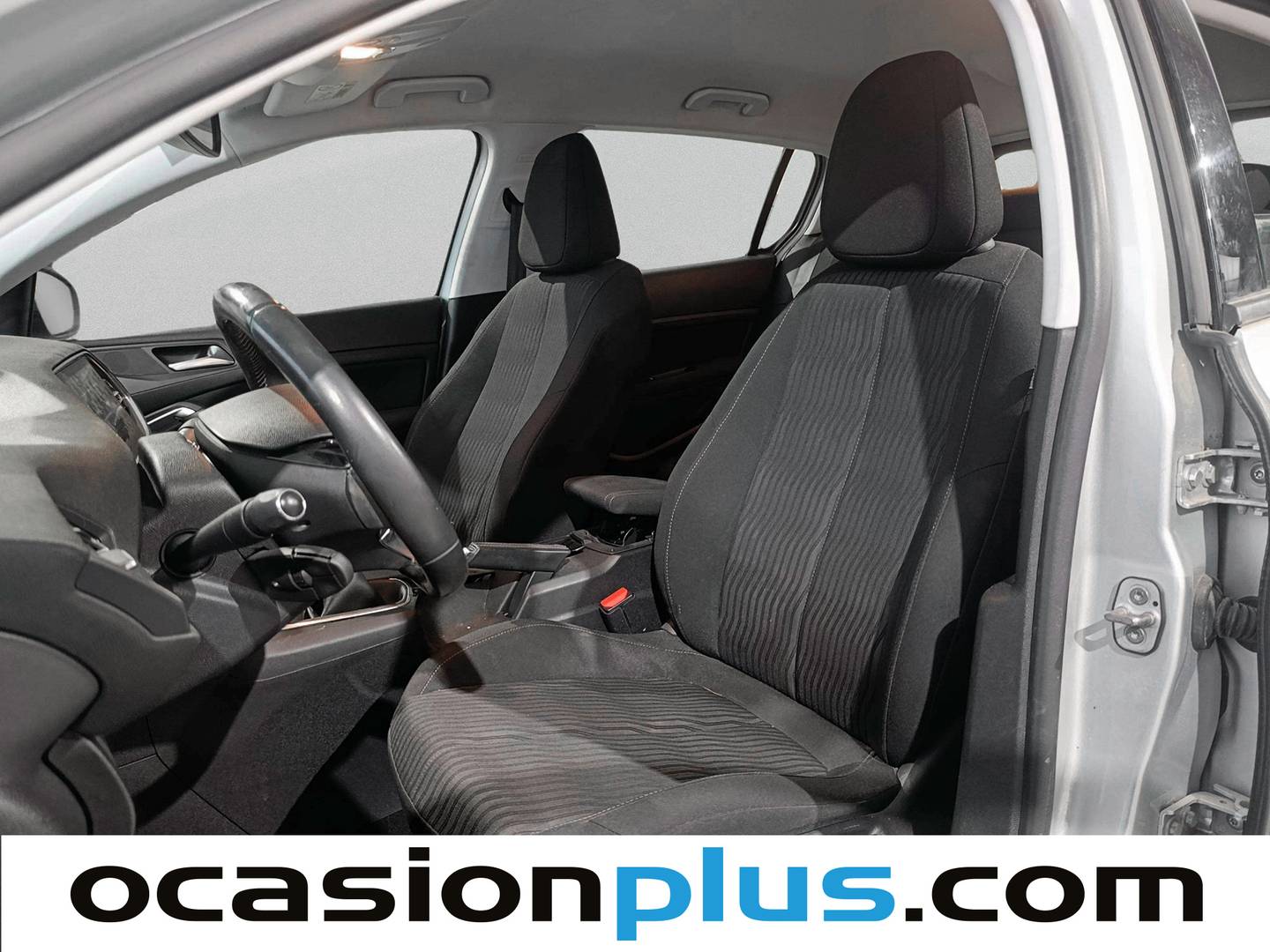 Foto asientos delanteros Peugeot 308 Peugeot 308 1.6 THP Active (125 CV)
