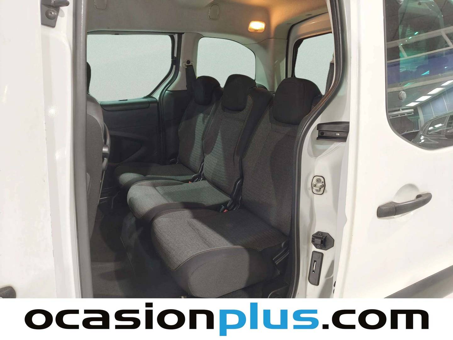 Foto asientos traseros Citroën Berlingo Citroen Berlingo Combi BlueHDi 100 Multispace 20 Aniversario (100 CV)