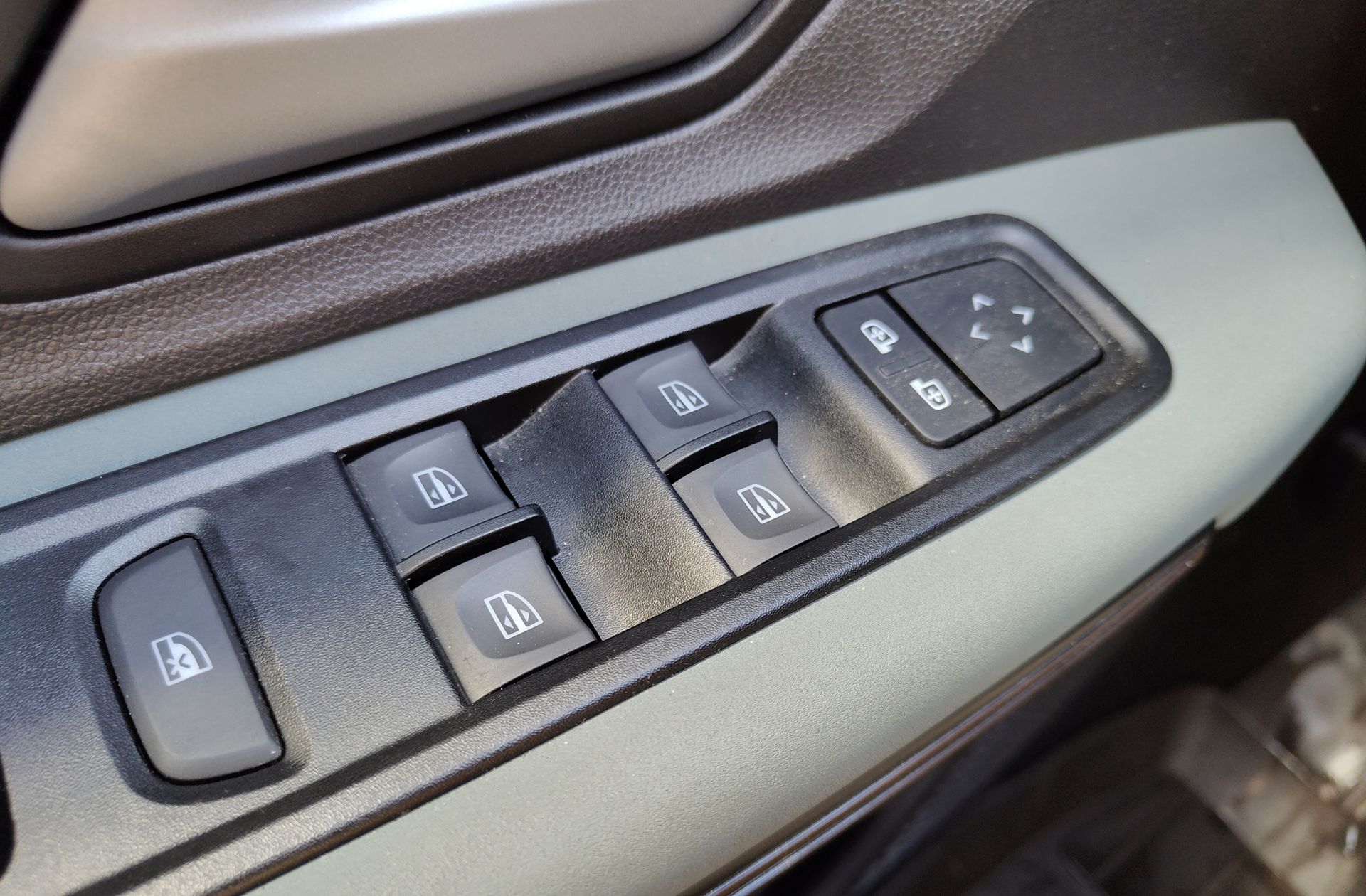 Dacia Jogger Extreme Hybrid 7 plazas - foto 36