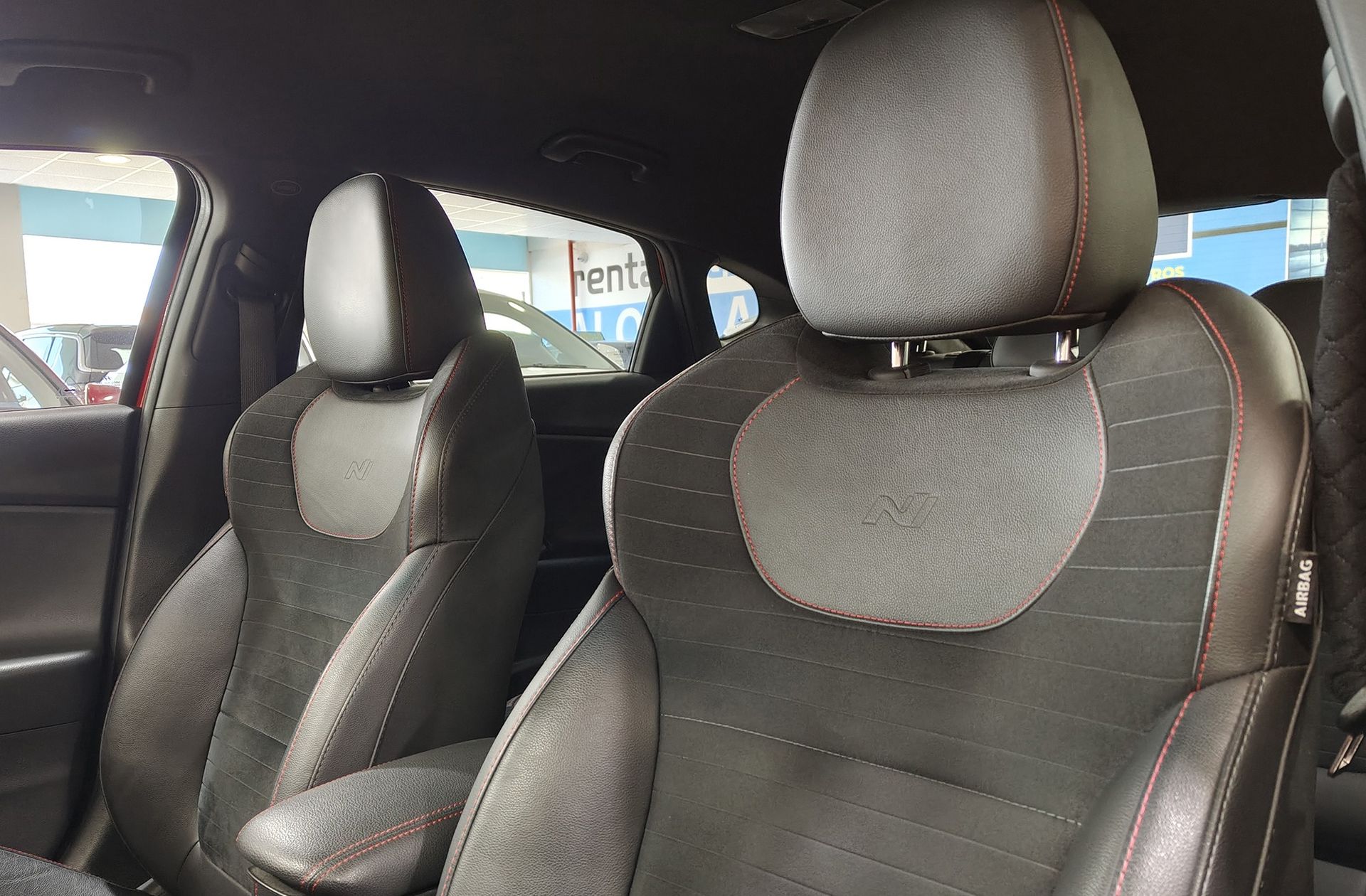 Hyundai i30 Fastback 2.0 T-GDi N Performance - foto 8
