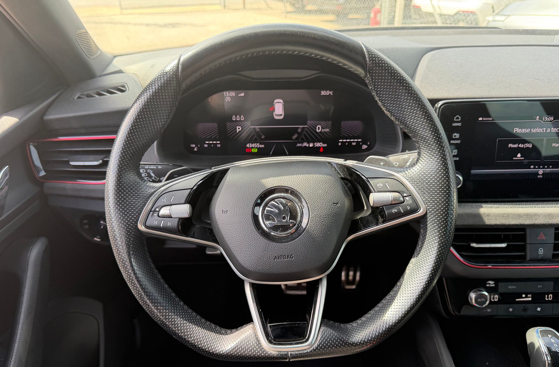 Škoda Kamiq 1.0 TSI Design DSG - foto 22