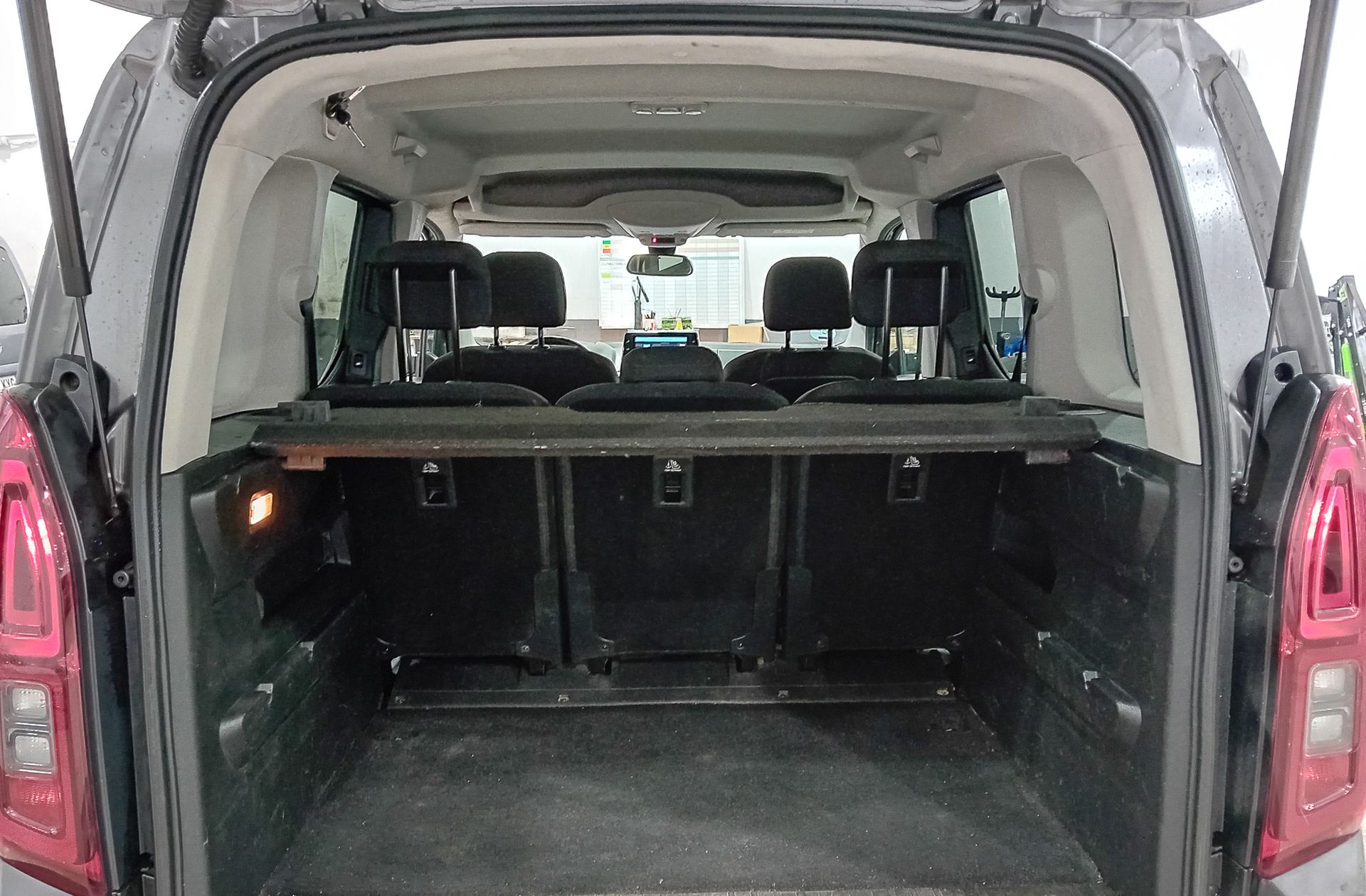 Citroën Berlingo BlueHDi 130 Talla M Shine - foto 16