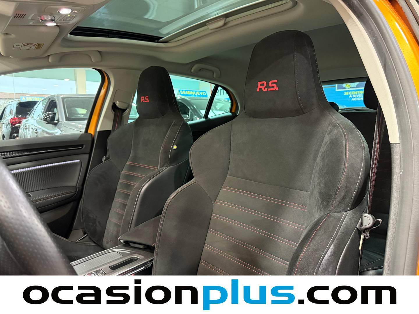 Equipamiento del Renault Mégane Renault Megane RS Trophy TCe (300 CV) EDC GPF