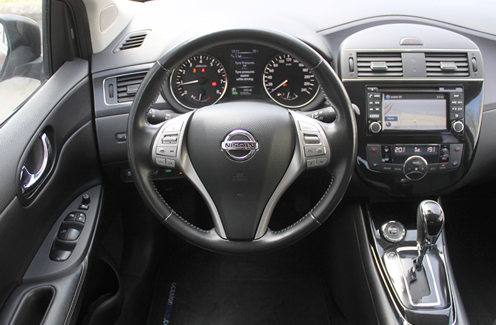 Nissan Pulsar DIG-T 115 Tekna XTronic - foto 22