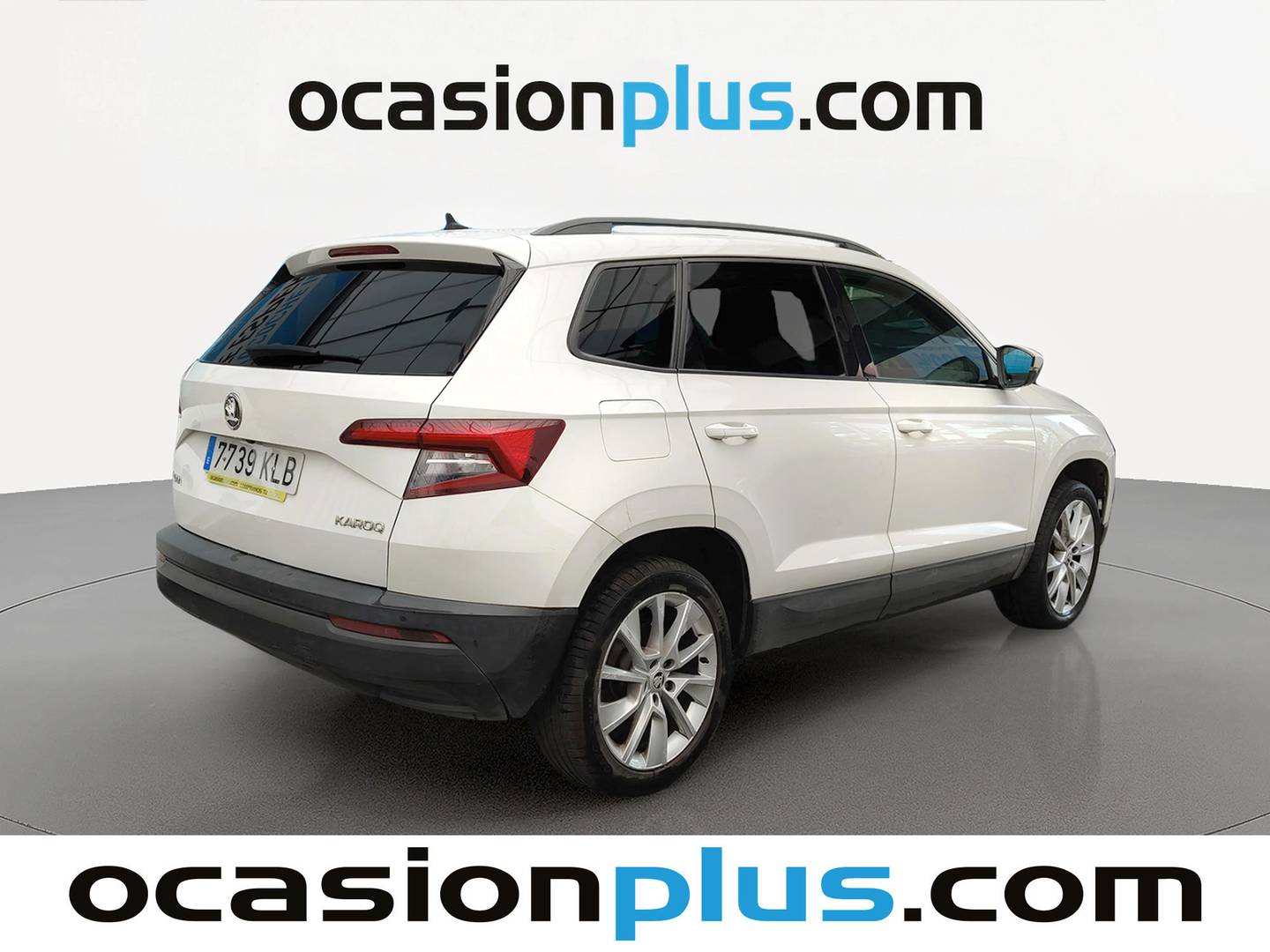 Foto trasera Skoda Karoq Skoda Karoq 1.0 TSI Ambition (115 CV) derecha