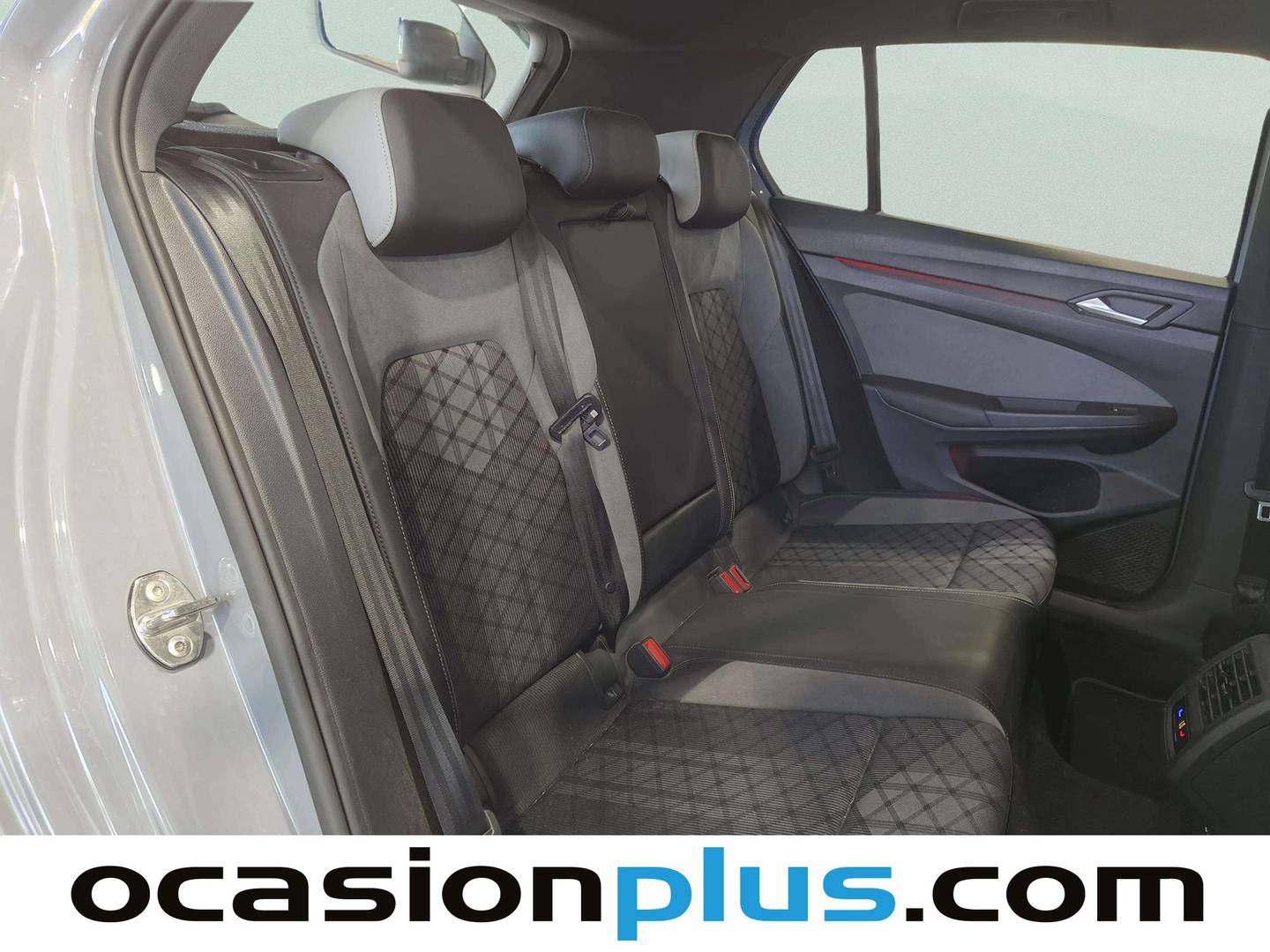 Volkswagen Golf Volkswagen Golf R-Line 1.5 eTSI (150 CV) DSG al mejor precio