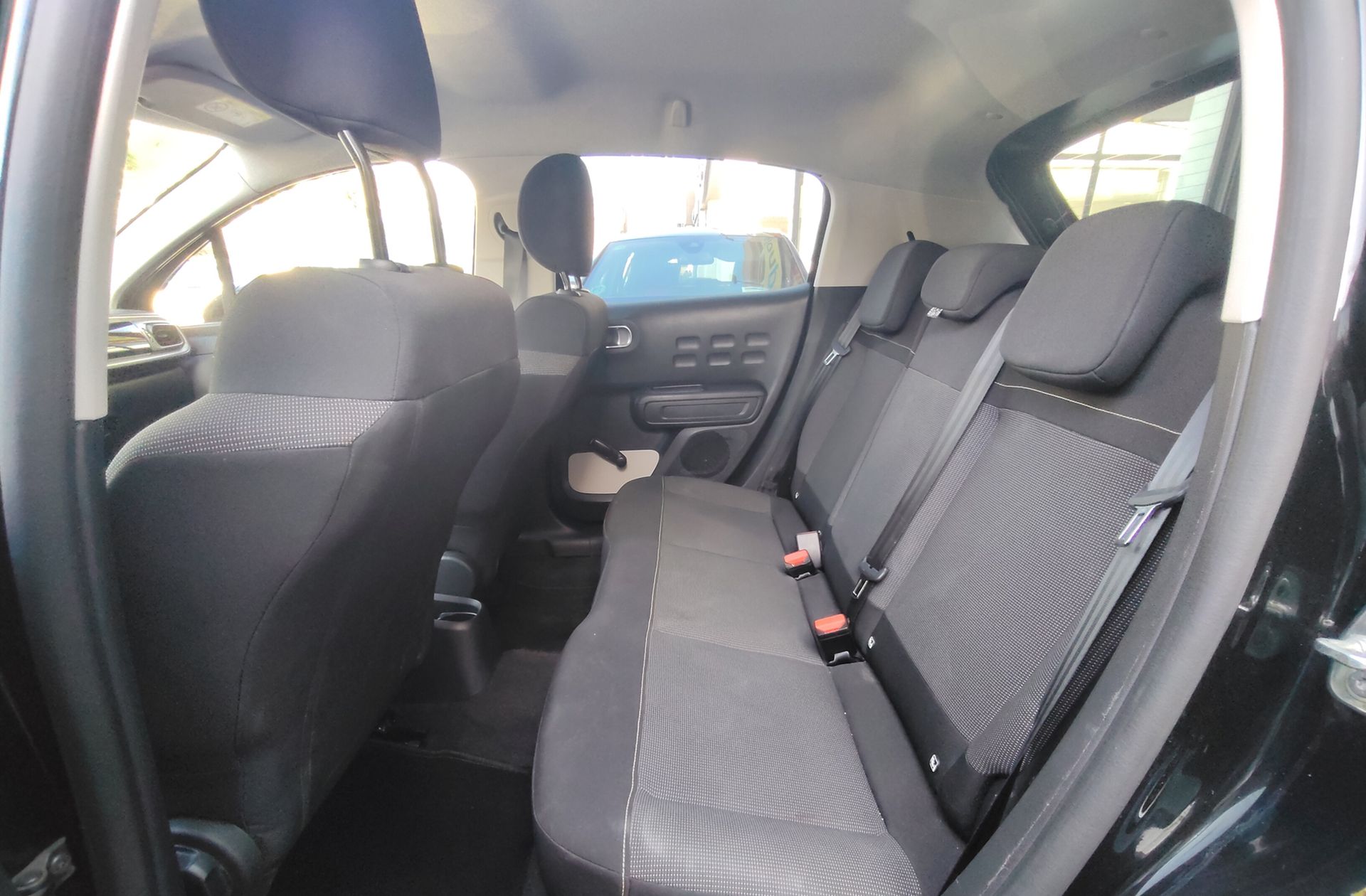Citroën C3 PureTech 83 Plus - foto 10