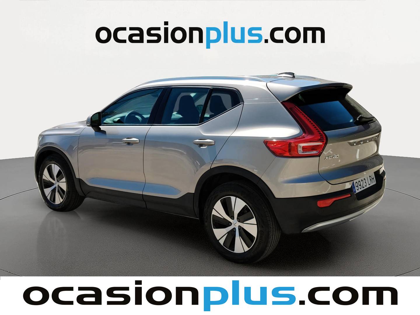 Foto delantera Volvo XC40 Volvo XC40 T3 Momentum Pro Auto  (163 CV) derecha
