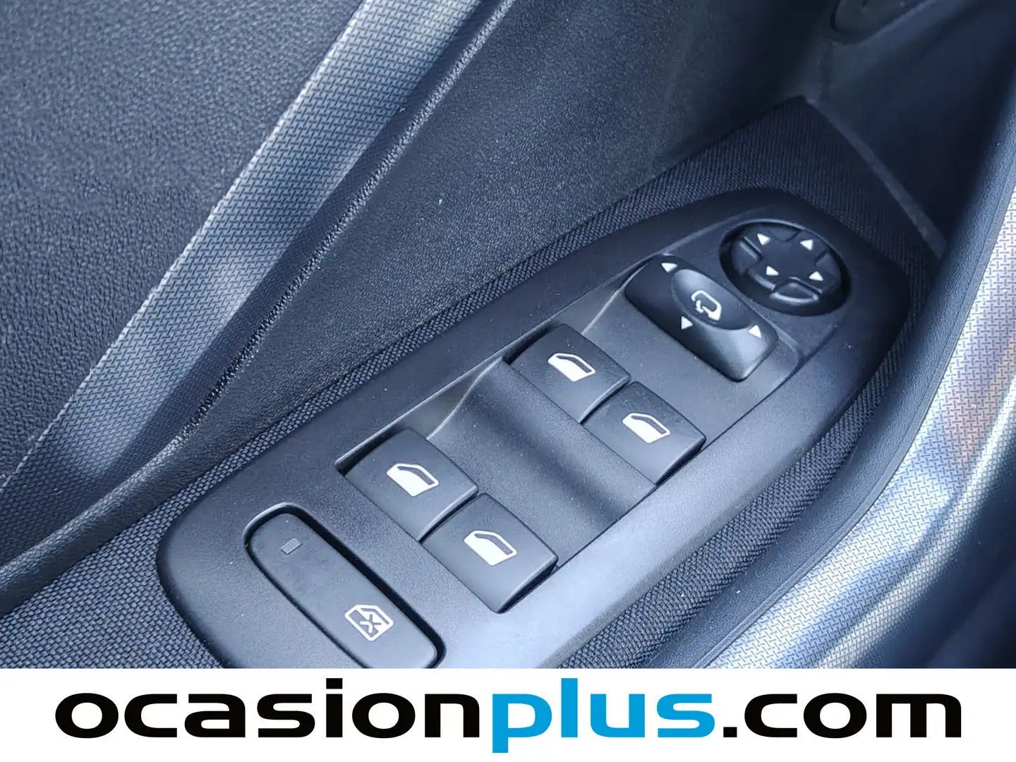 Foto Peugeot 2008 Peugeot 2008 BlueHDi 120 S&S Allure (120 CV)