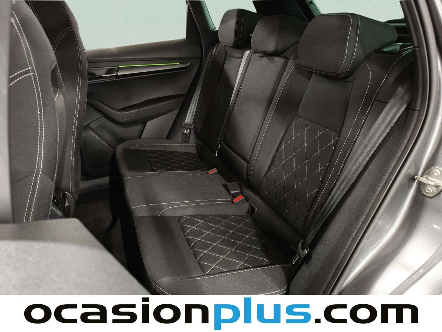 Foto asientos traseros Skoda Karoq Skoda Karoq 1.5 TSI ACT Sportline DSG  (150 CV)