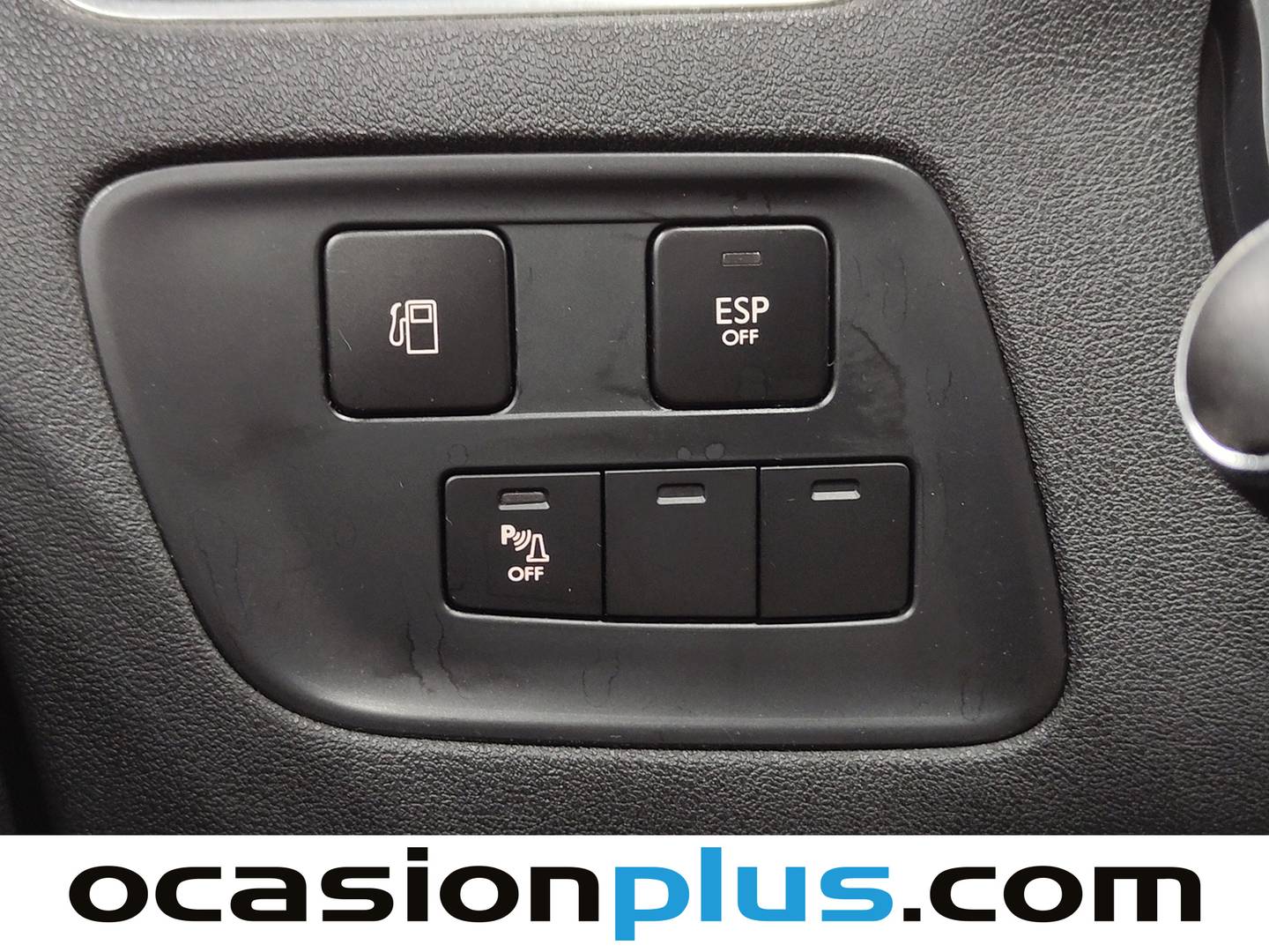 Equipamiento del Citroën C4 Citroën C4 1.6 HDi Sport (112 CV)