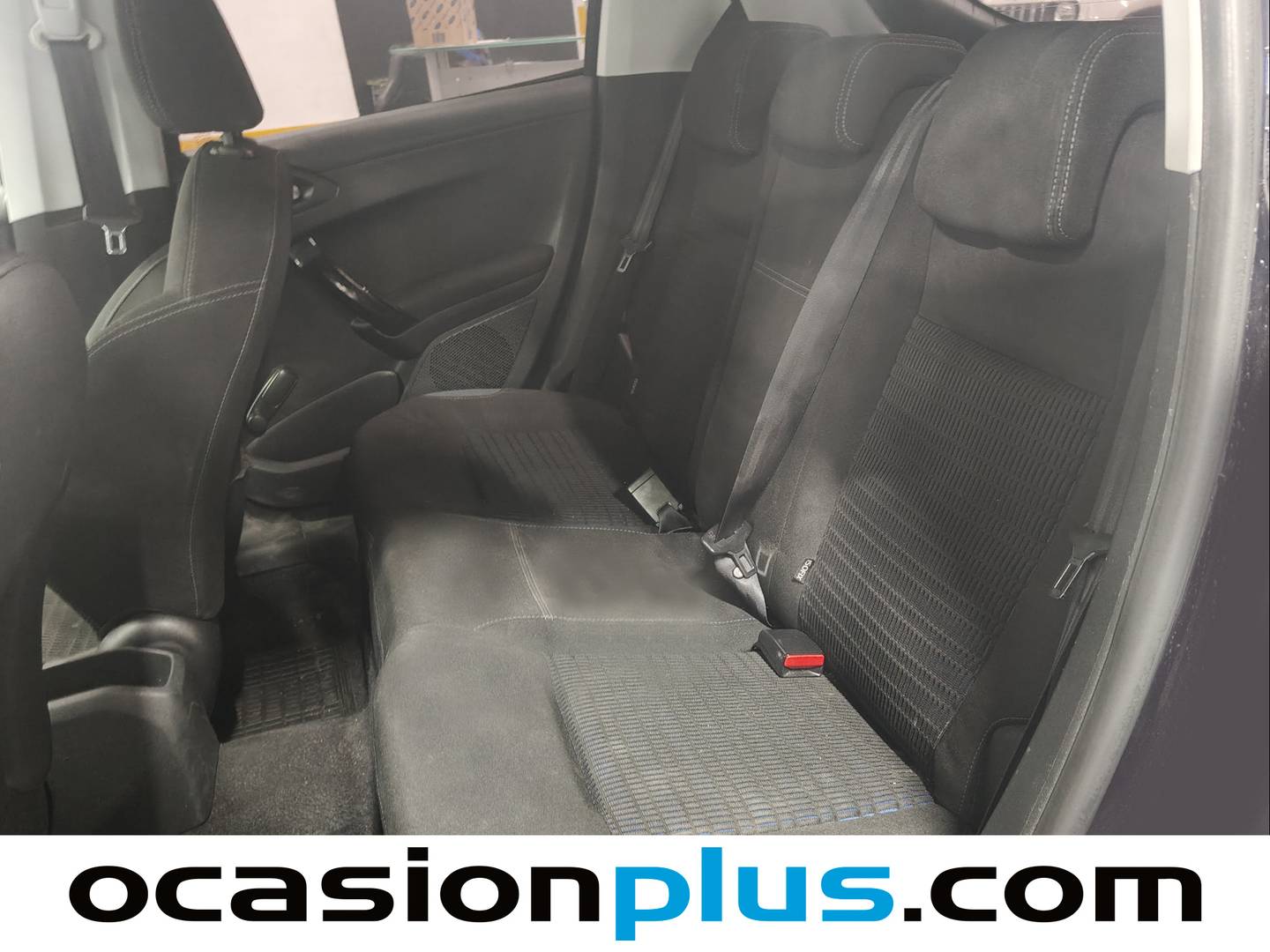 Foto Peugeot 208 Peugeot 208 1.6 e-HDI Allure (92 CV)