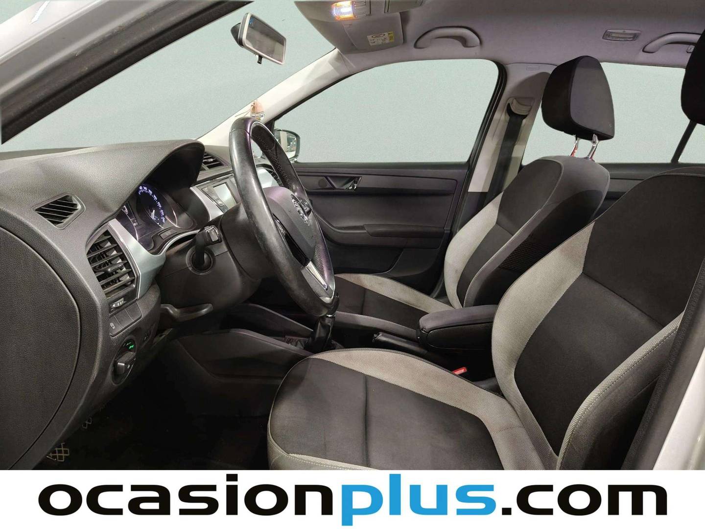Foto asientos delanteros Skoda Fabia Skoda Fabia 1.2 TSI Ambition (90 CV)