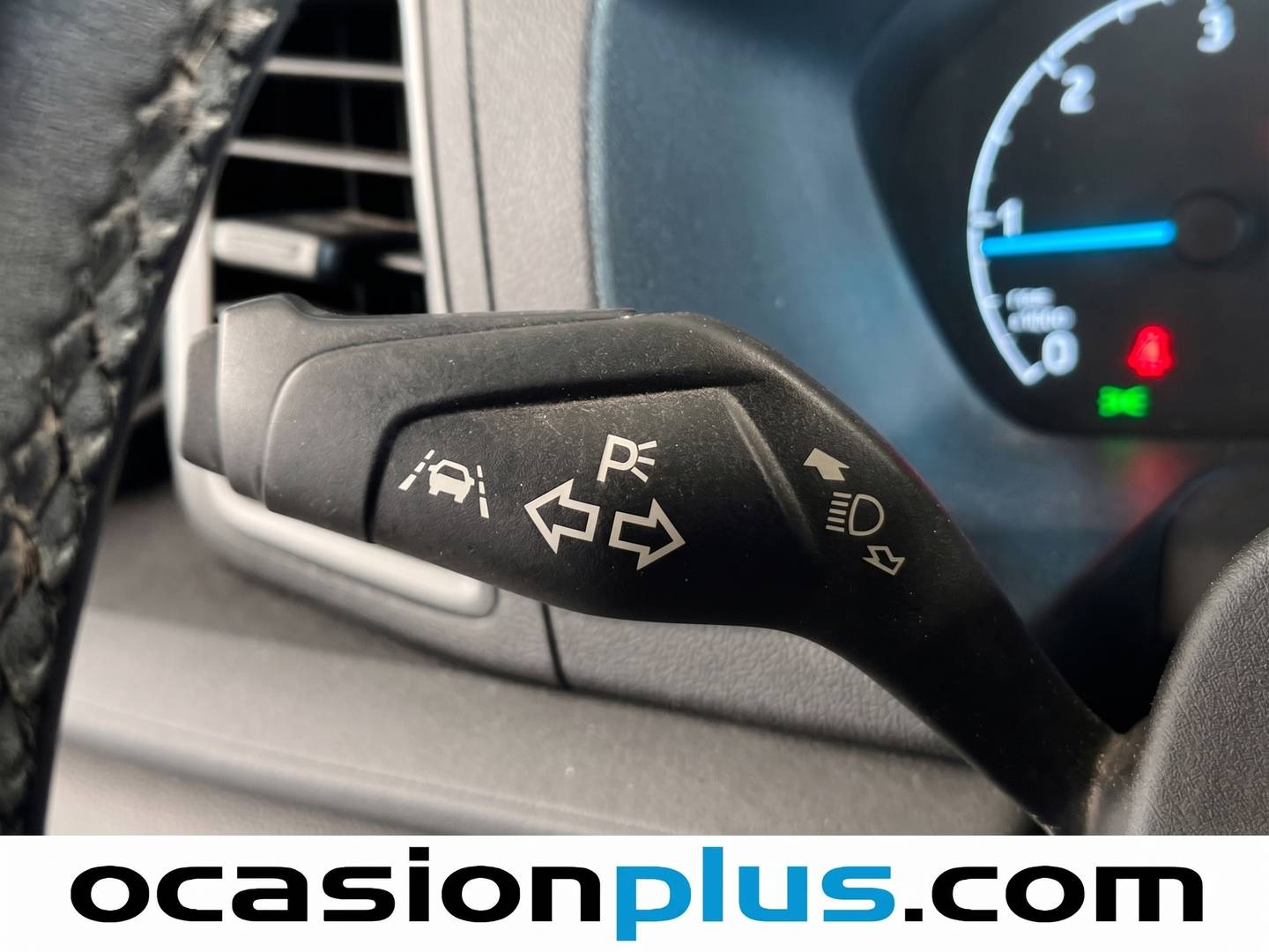 Equipamiento del Ford Transit Ford Transit 350 L2H2 Trend FWD HD (130 CV)