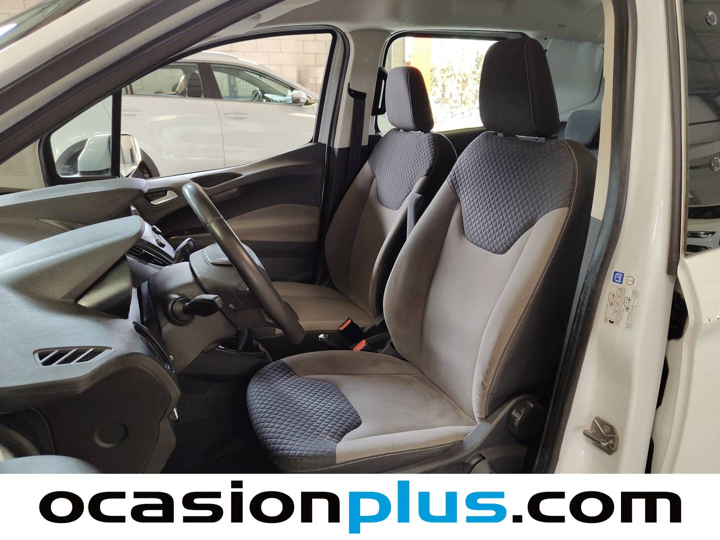 Foto asientos delanteros Ford Transit Courier Ford Transit Courier Kombi 1.0 EcoBoost Trend (100 CV)