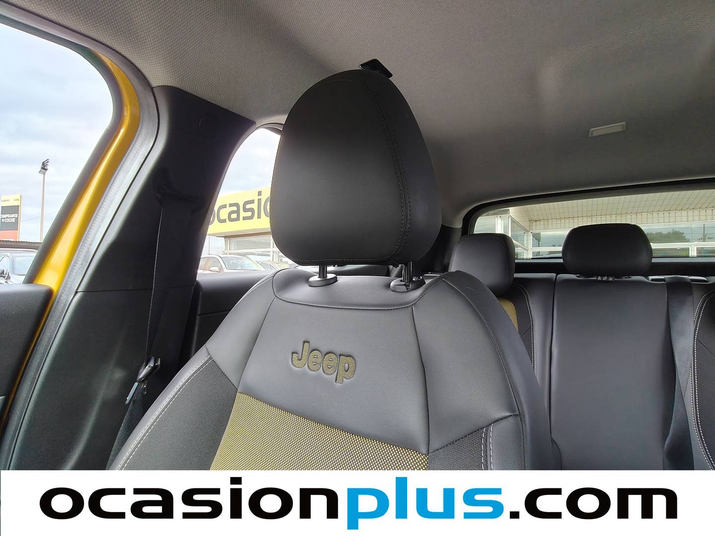 Foto Jeep Avenger Jeep Avenger 1.2 G Summit (100 CV)