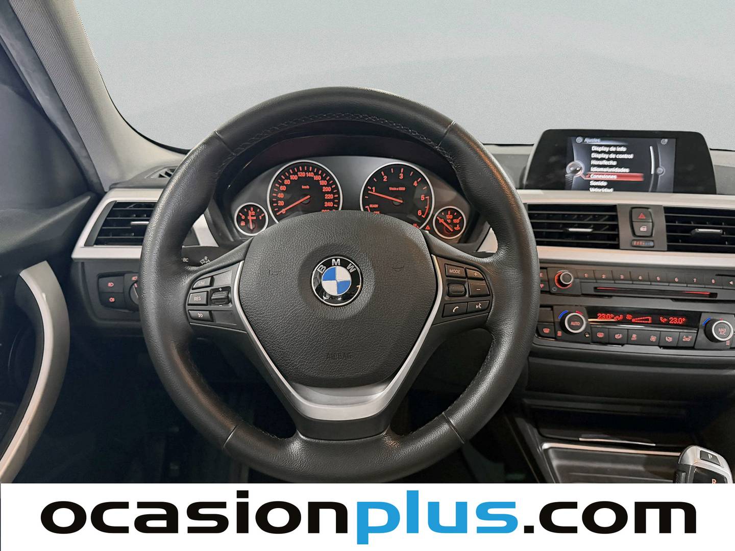 Foto BMW Serie 3 BMW Serie 3 318d (143 CV)