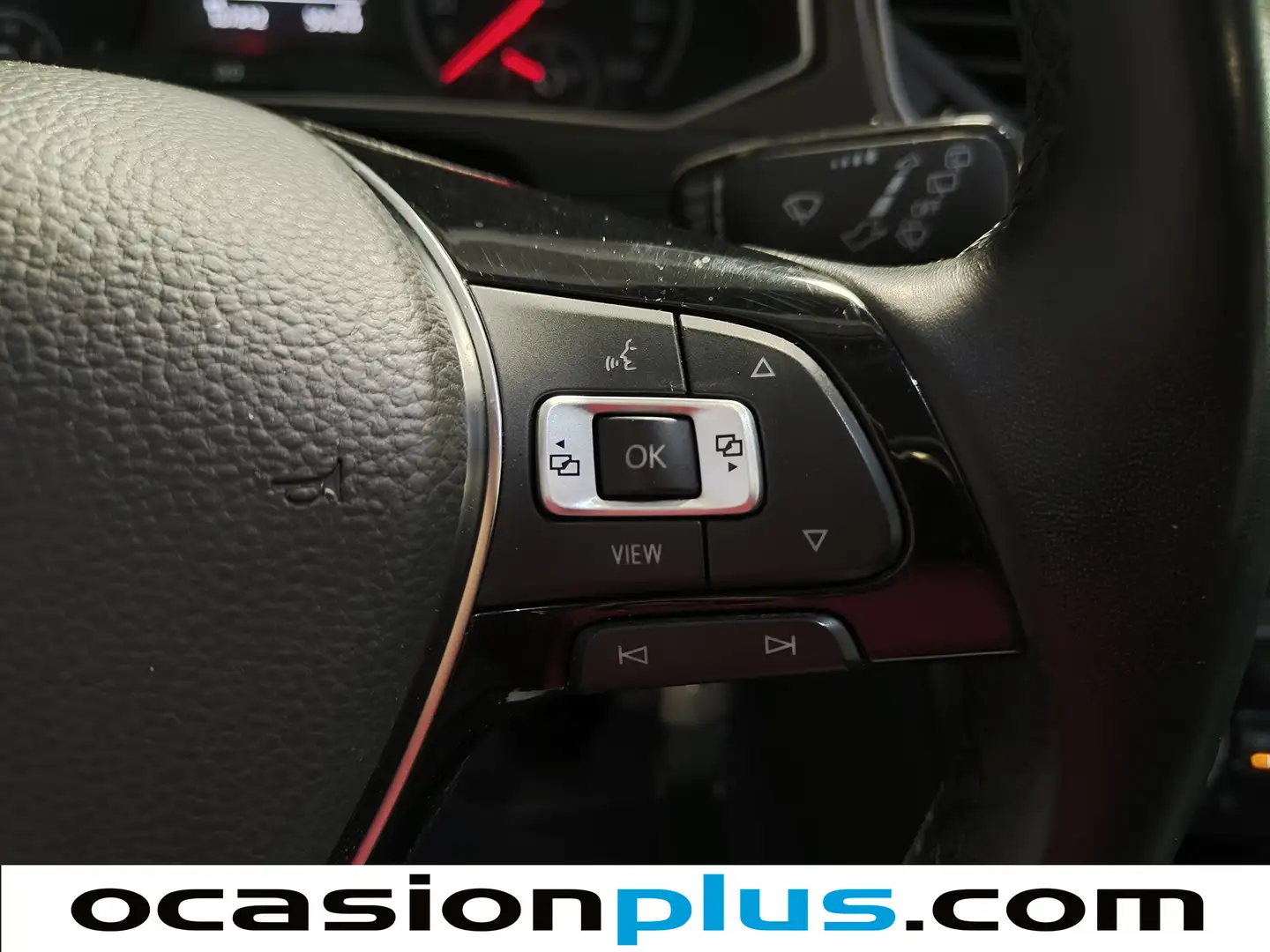 Foto Volkswagen T-Roc Volkswagen T-Roc Advance Style 1.6 TDI (115 CV)