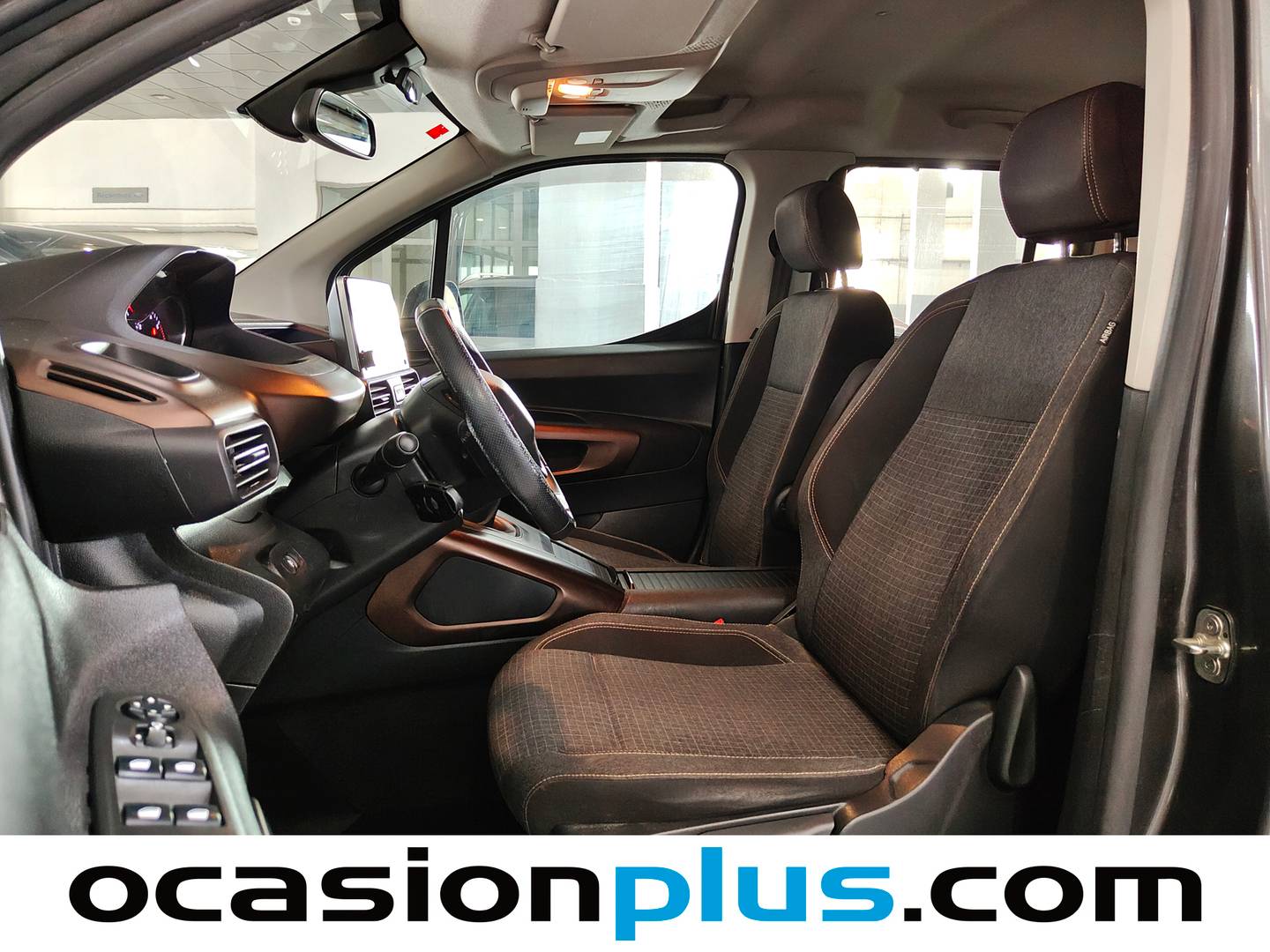 Foto asientos delanteros Peugeot Rifter Peugeot Rifter BlueHDi 100 GT Line Standard (100 CV)