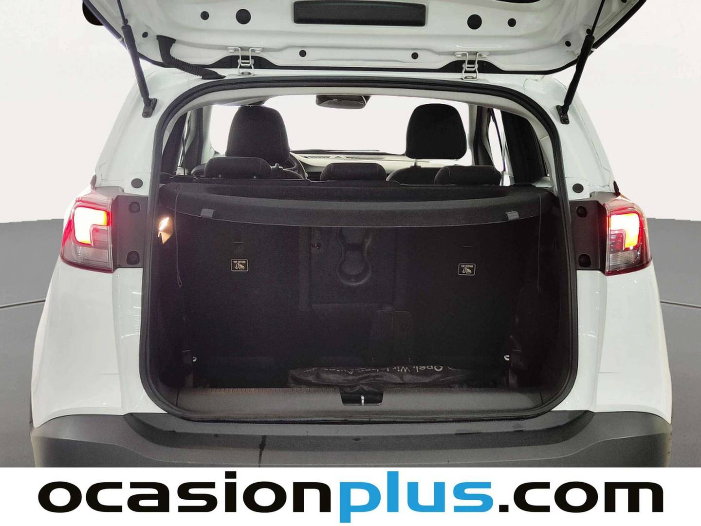 Fotos maletero Opel Crossland X Opel Crossland X 1.2 Turbo S&S ecoTEC Selective (110 CV)