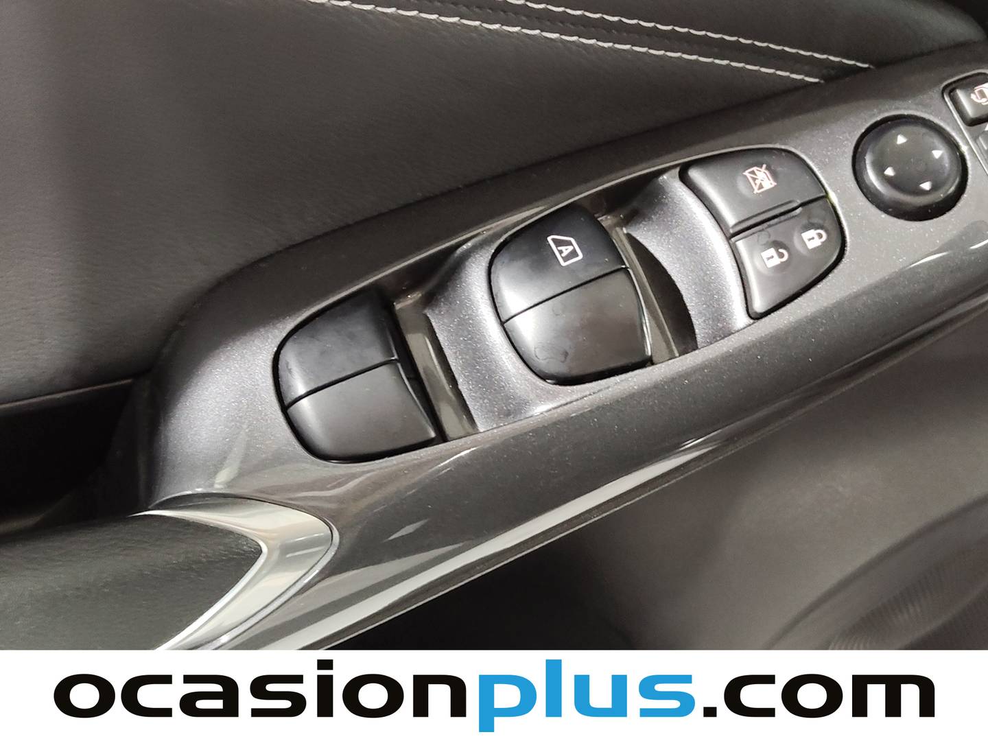 Nissan JUKE Nissan Juke DIG-T N-Connecta 4x2 84 kW (114 CV) de ocasión