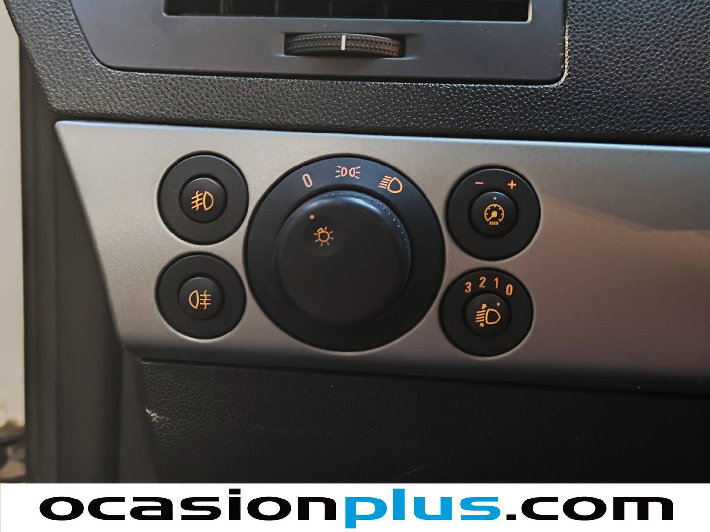 Foto Opel Astra Opel Astra 1.6 Energy (115 CV)