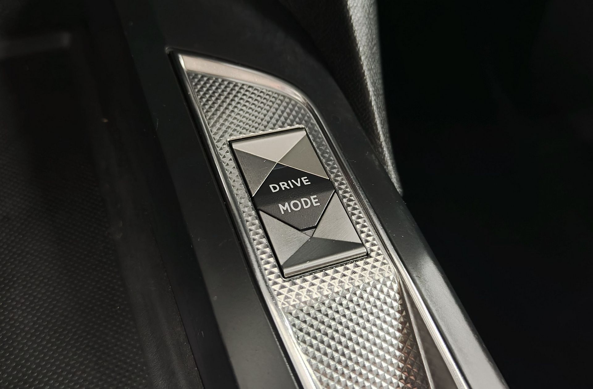 DS 3 PureTech 130 Performance Line - foto 11