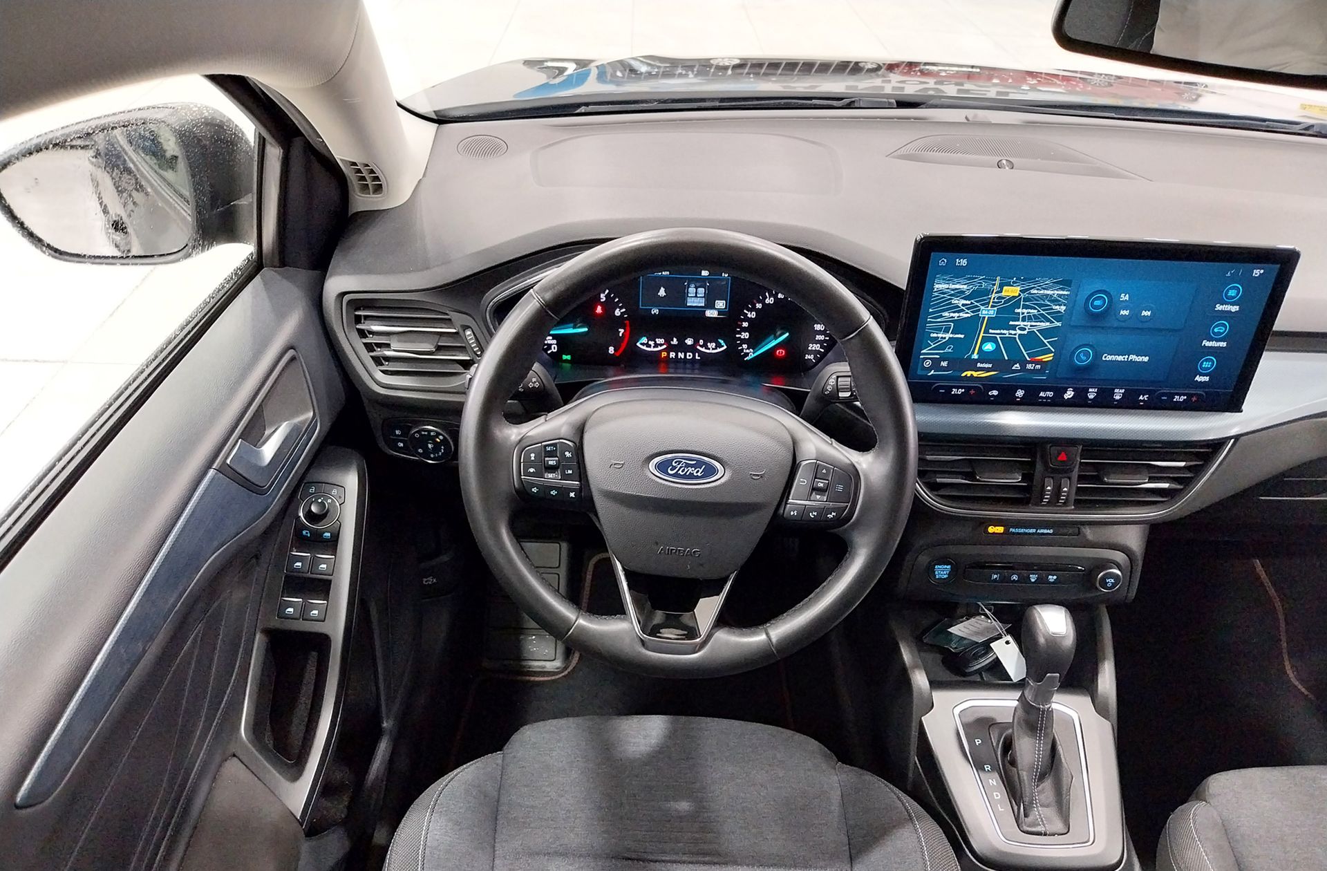 Ford Focus 1.0 EcoBoost MHEV Active - foto 24