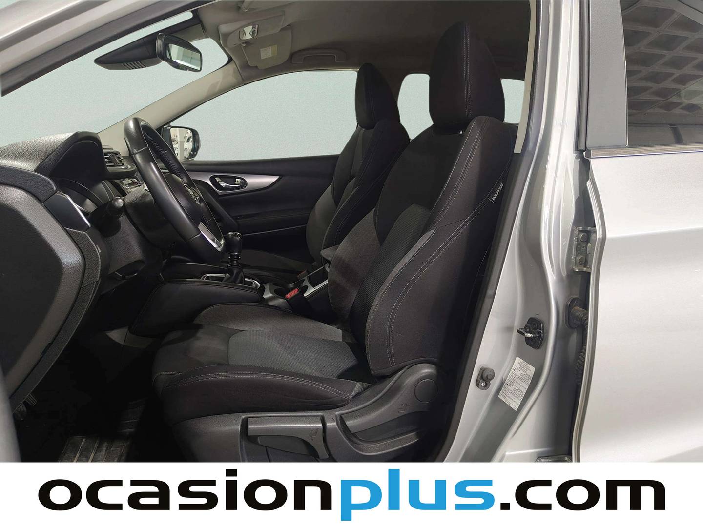 Foto asientos delanteros Nissan QASHQAI Nissan Qashqai DIG-T 115 N-Connecta 4x2 (115 CV)