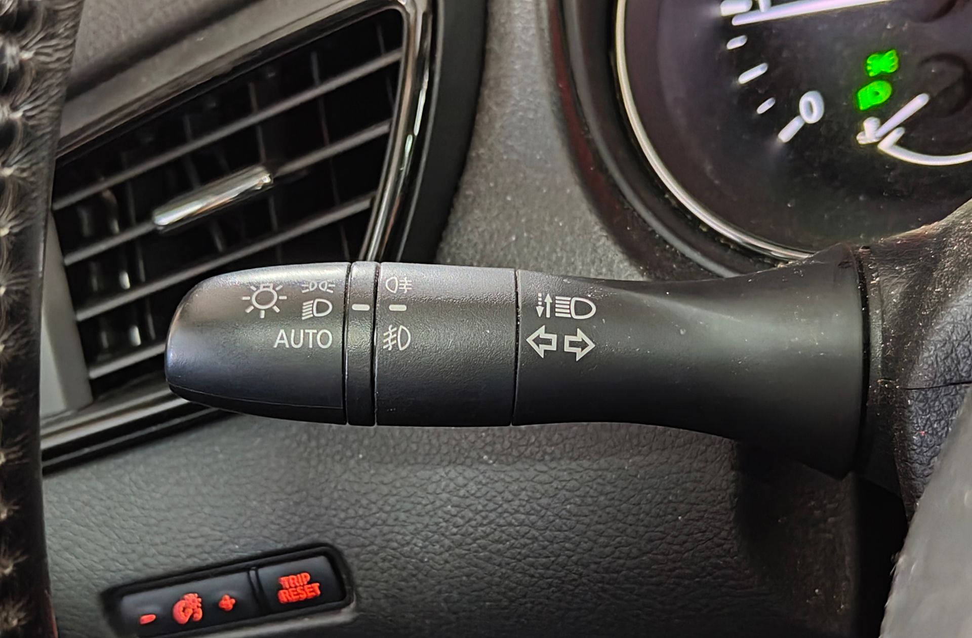 Nissan X-Trail dCi 150 N-Connecta 4x2 Xtronic 7 plazas - foto 28