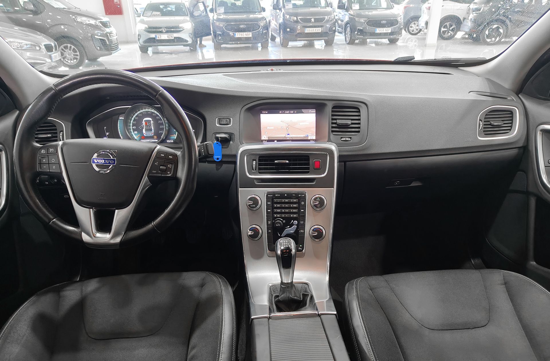 Volvo S60 D2 Momentum - foto 9