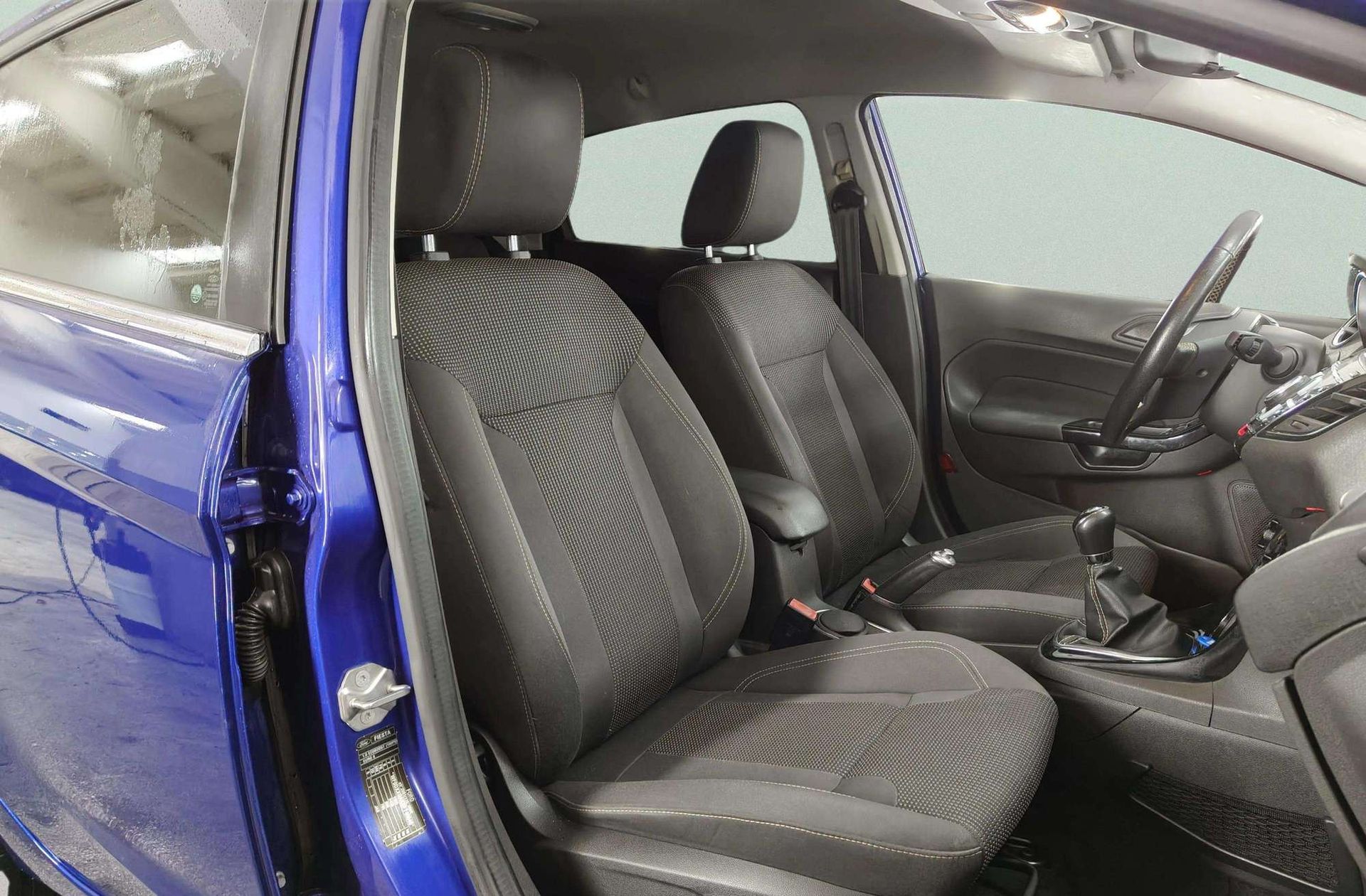 Ford Fiesta 1.0 EcoBoost Titanium - foto 15