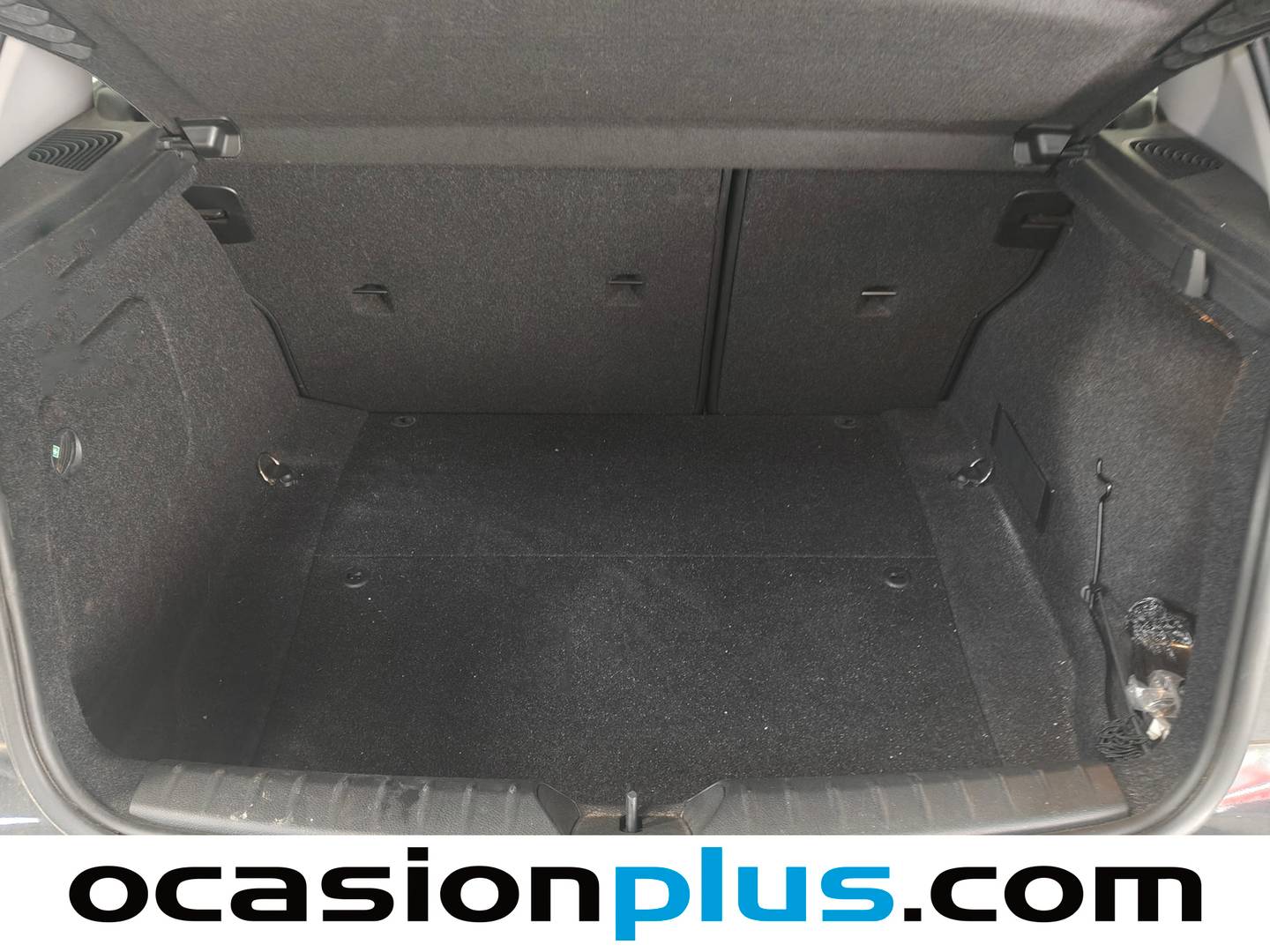 Fotos maletero BMW Serie 1 BMW Serie 1 116d (116 CV)