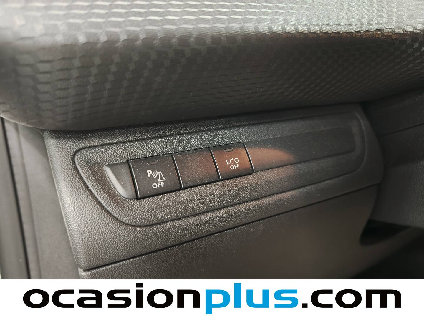 Foto Peugeot 2008 Peugeot 2008 BlueHDi 100 S&S Style (100 CV)