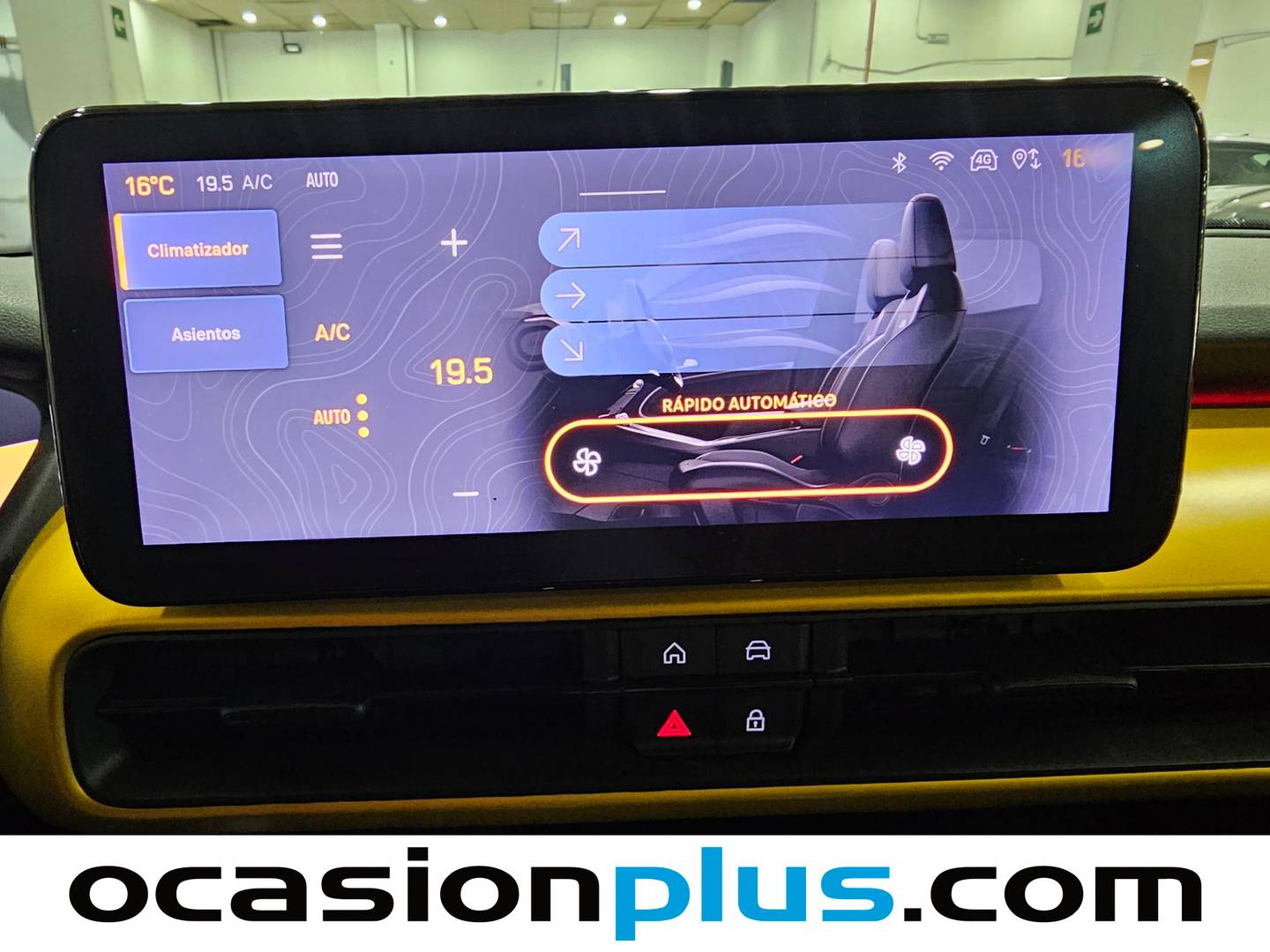 Foto Jeep Avenger Jeep Avenger 1.2 G Summit (100 CV)