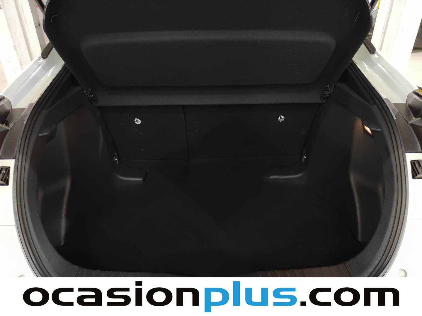 Foto Toyota C-HR Toyota C-HR 1.8 Advance Hybrid (140 CV)