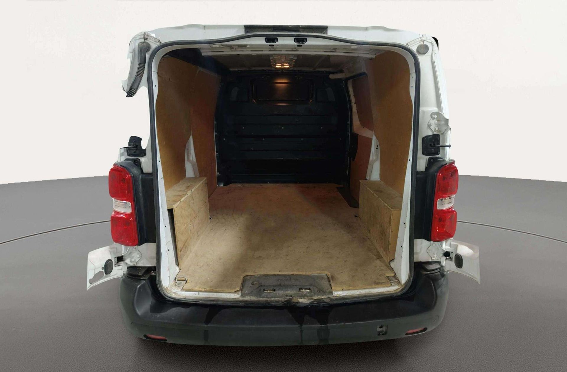 Fiat Scudo Furgon 1.5 BlueHDi L2 - foto 15