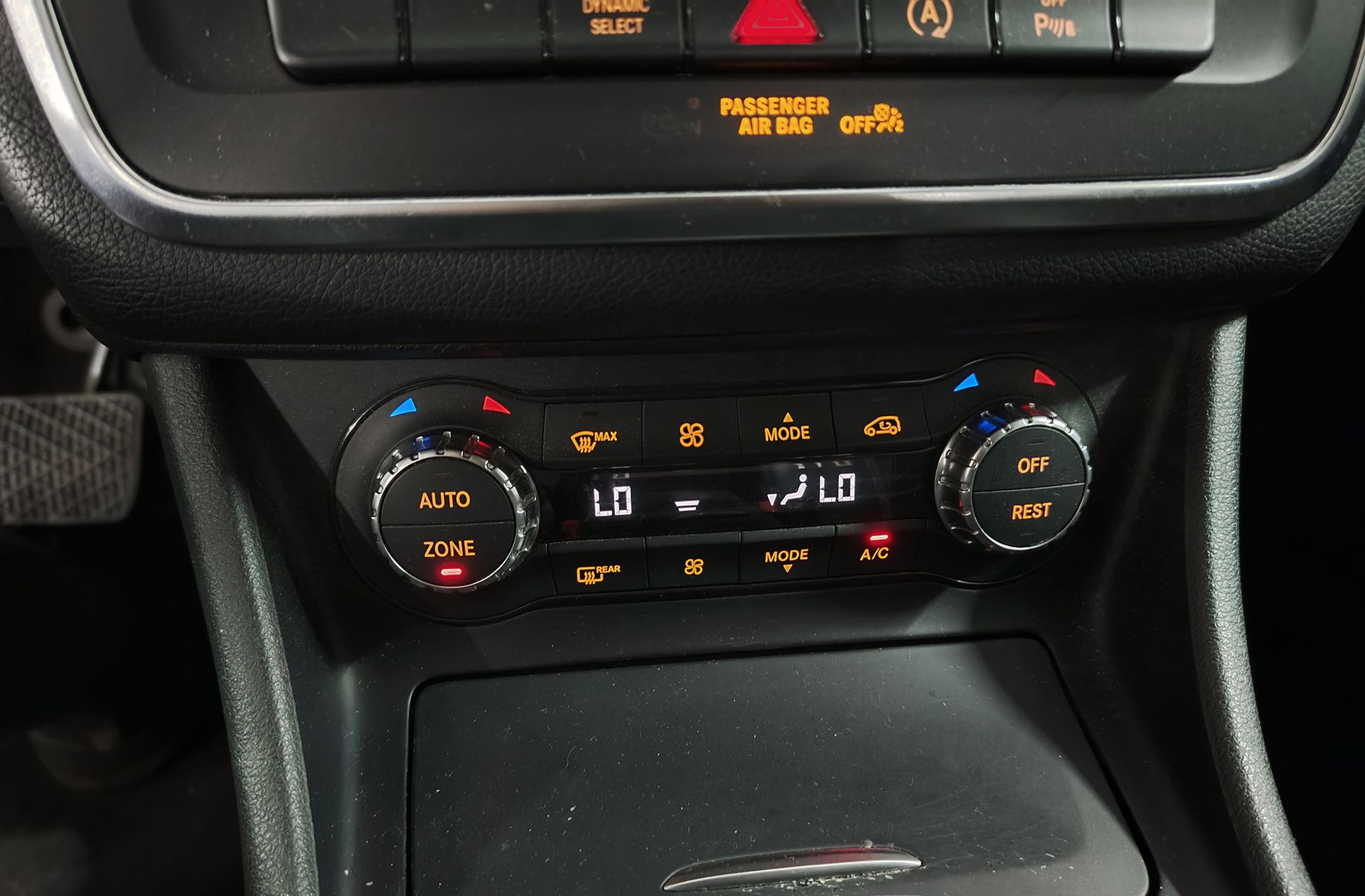 Mercedes-Benz GLA 220 d Style - foto 31